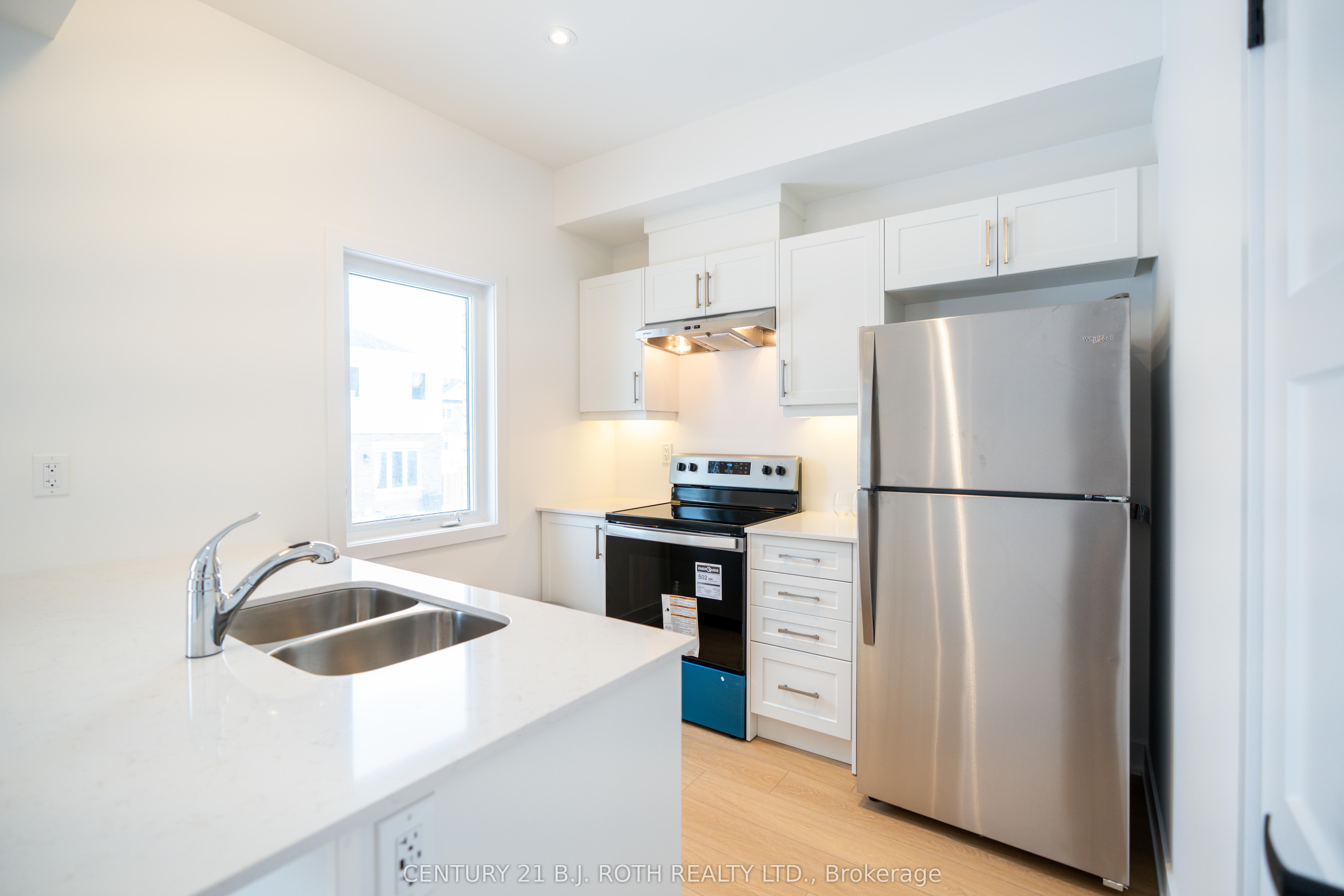 236 Prince William Way, Barrie, ON L4N 0Y9 photo 2