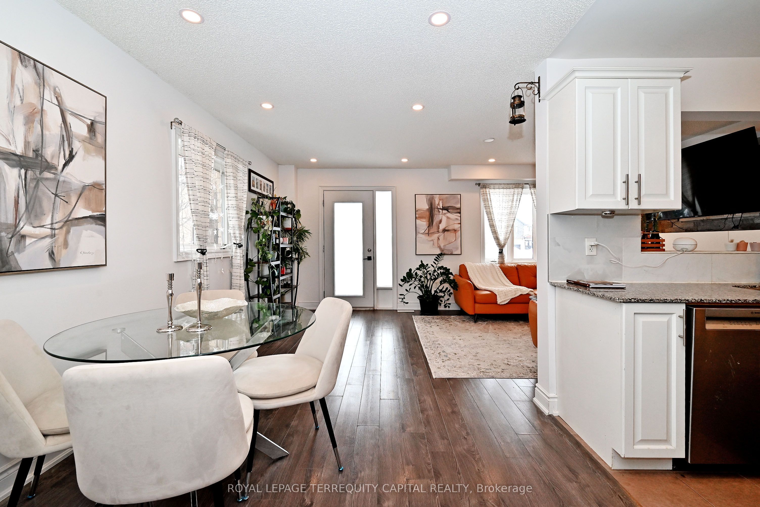 31 Madelaine Drive 6, Barrie, ON L9J 0G8 photo 5