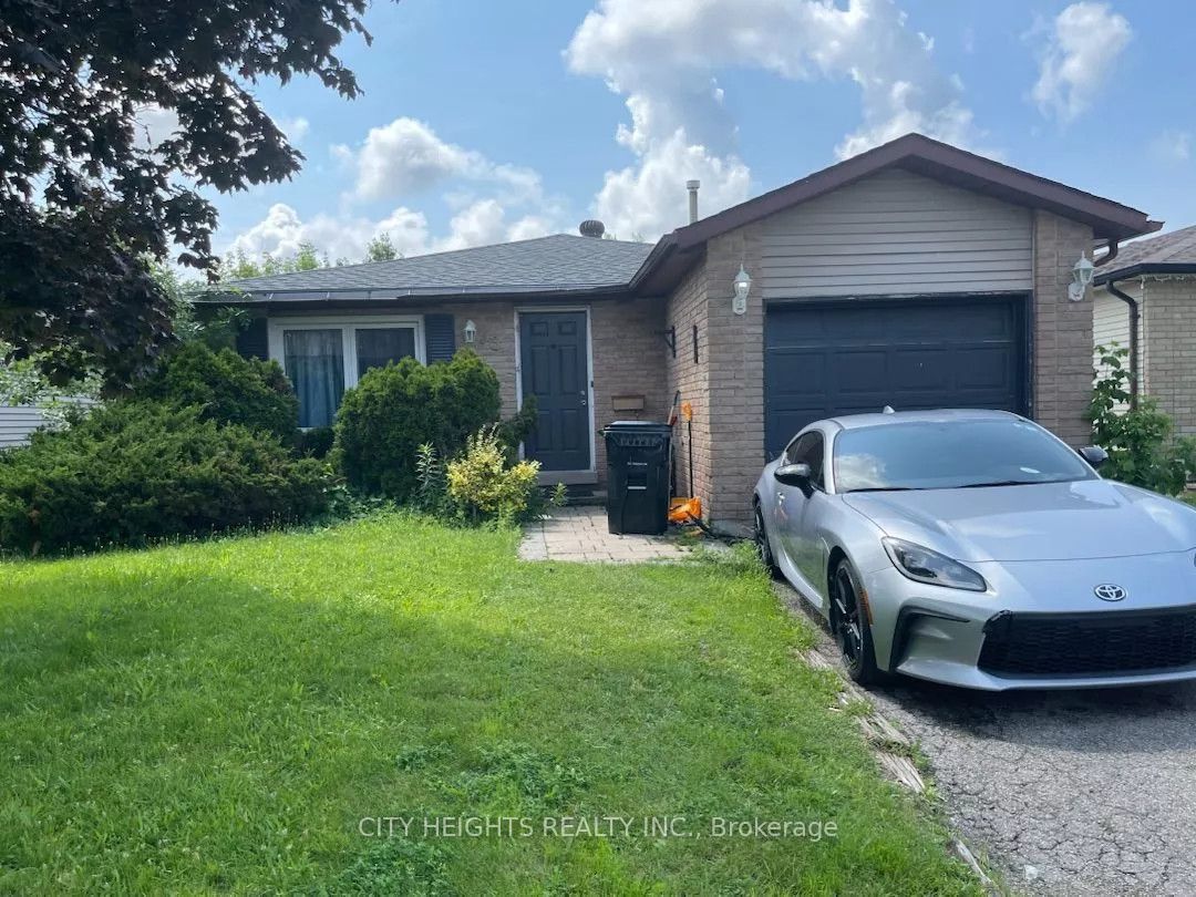73 Hickling Trail, Barrie, ON L4M 5S7