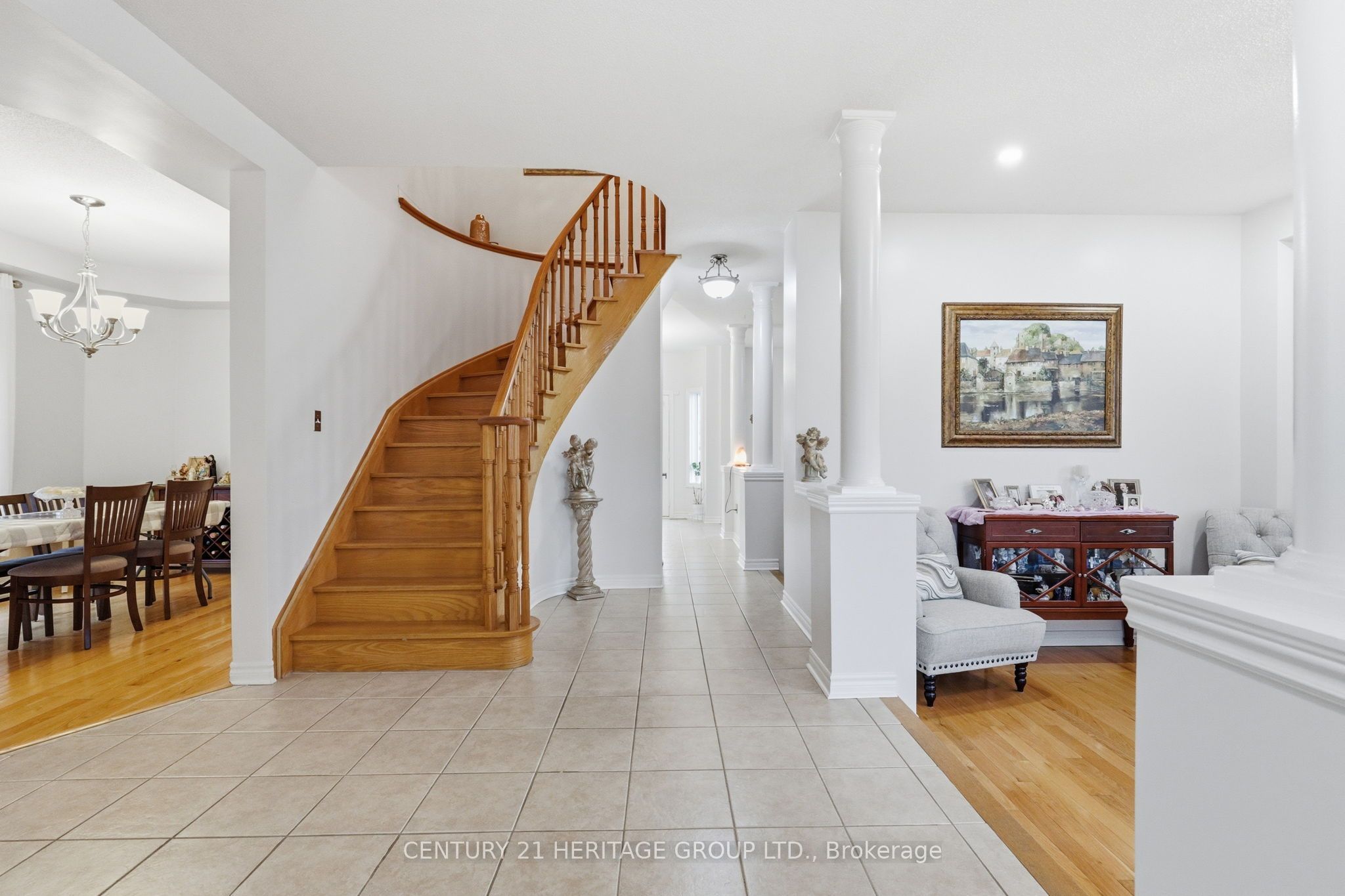 21 Silvercreek Crescent, Barrie, ON L4N 0Z8 photo 4