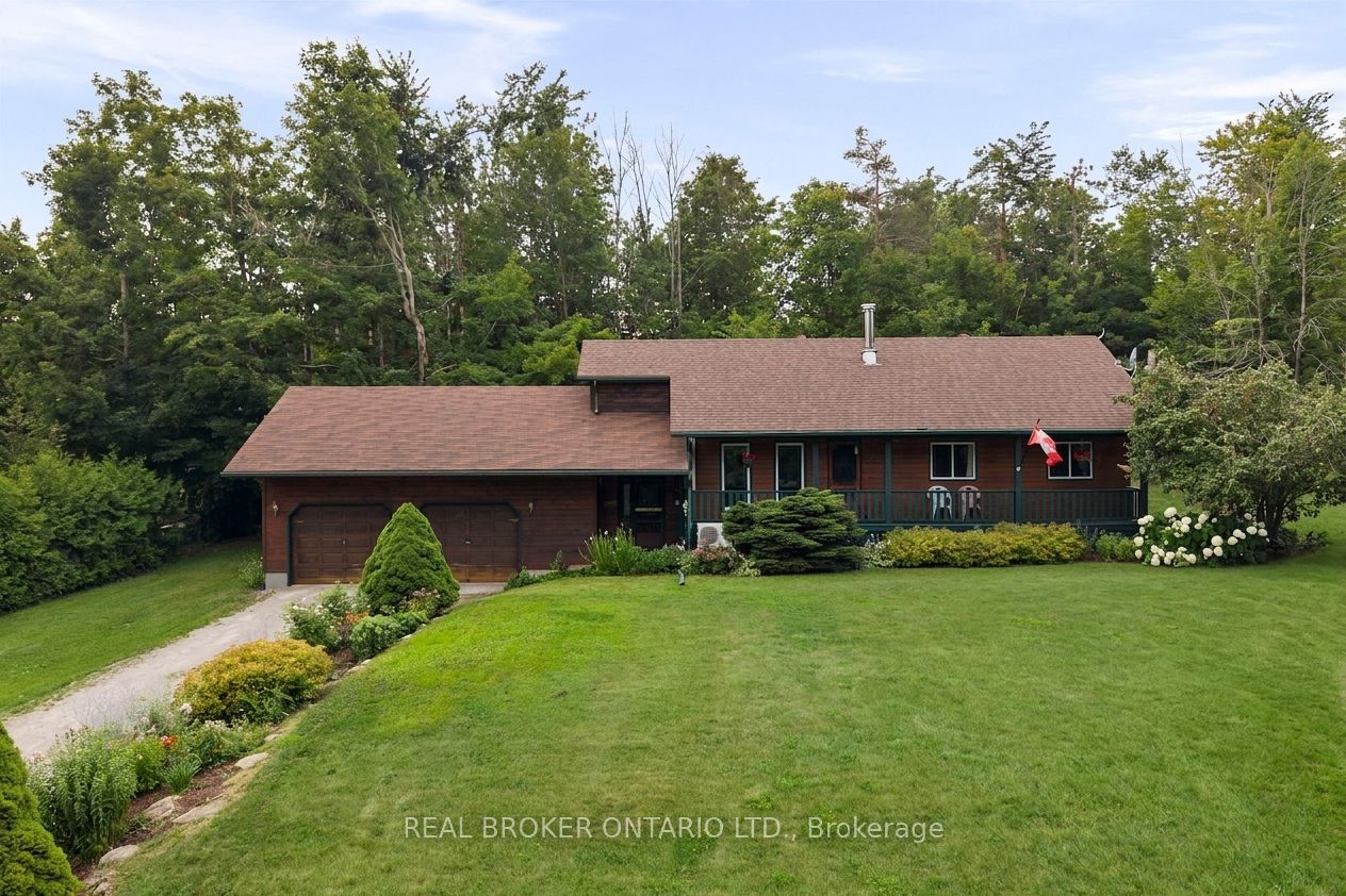 8 Alpine Drive, Oro-Medonte, ON L0K 1N0 photo 3