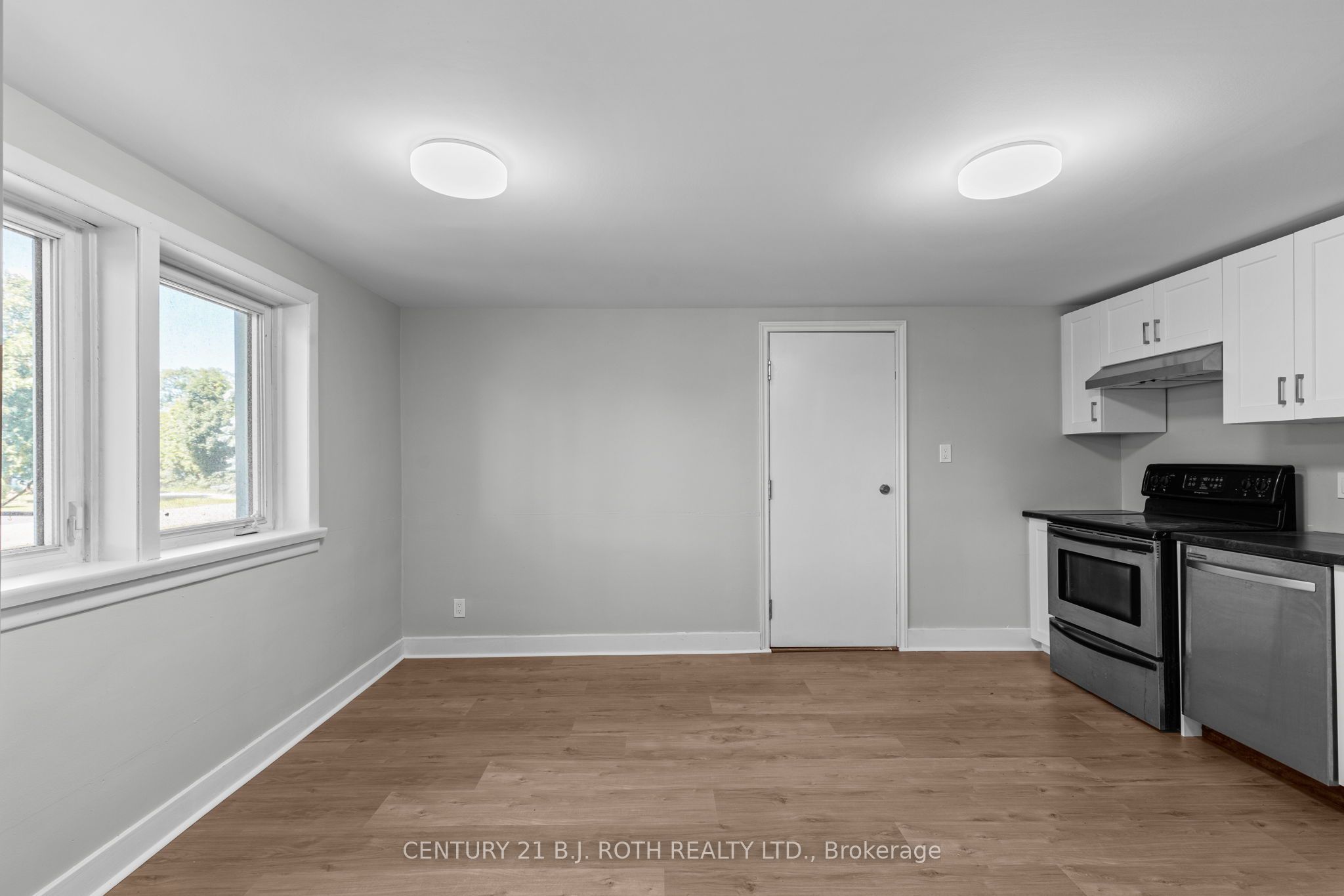 323 Crawford Street, Orillia, ON L3V 1K2