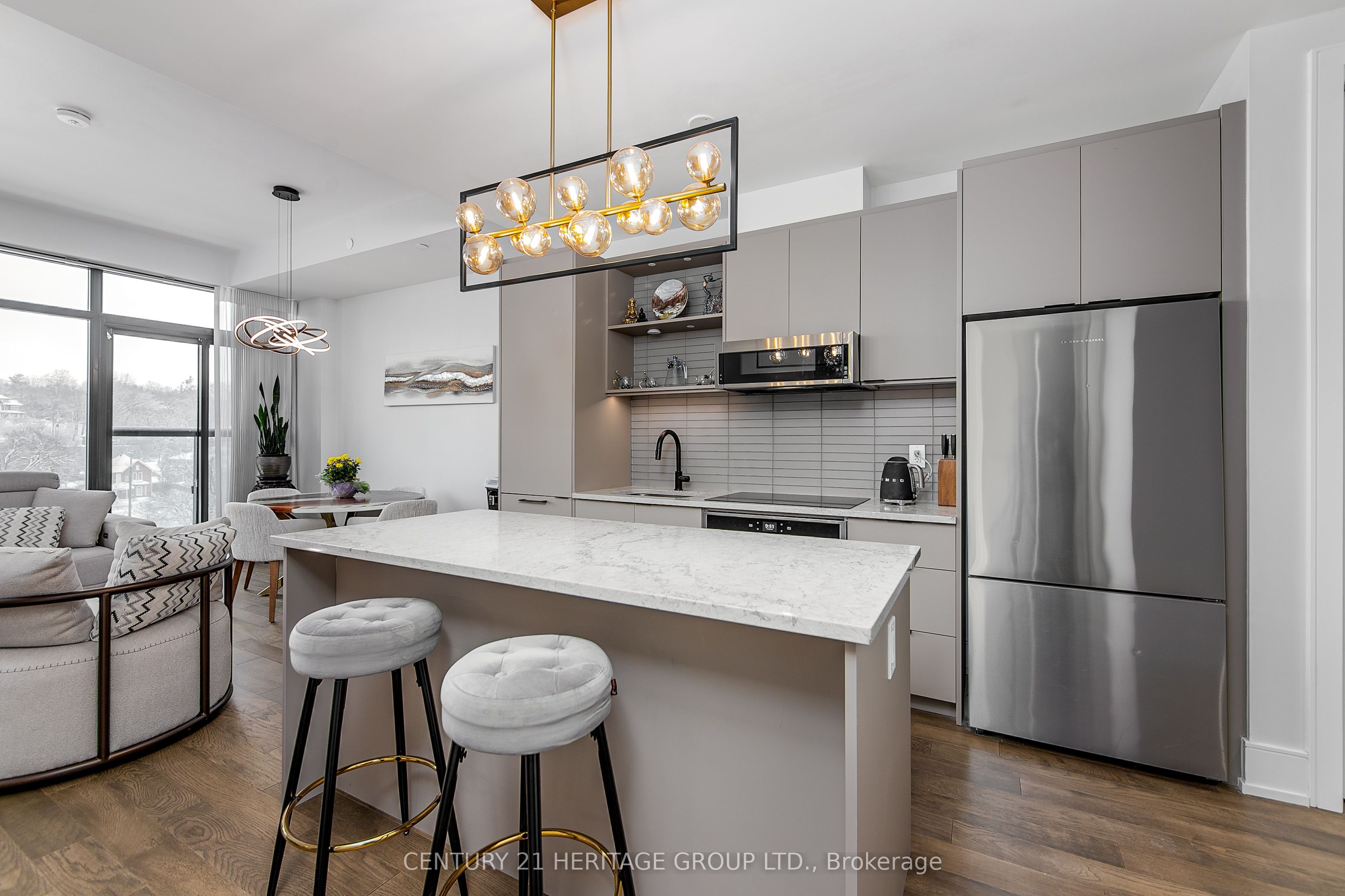 185 Dunlop Street E 922, Barrie, ON L4M 0L7 photo 4