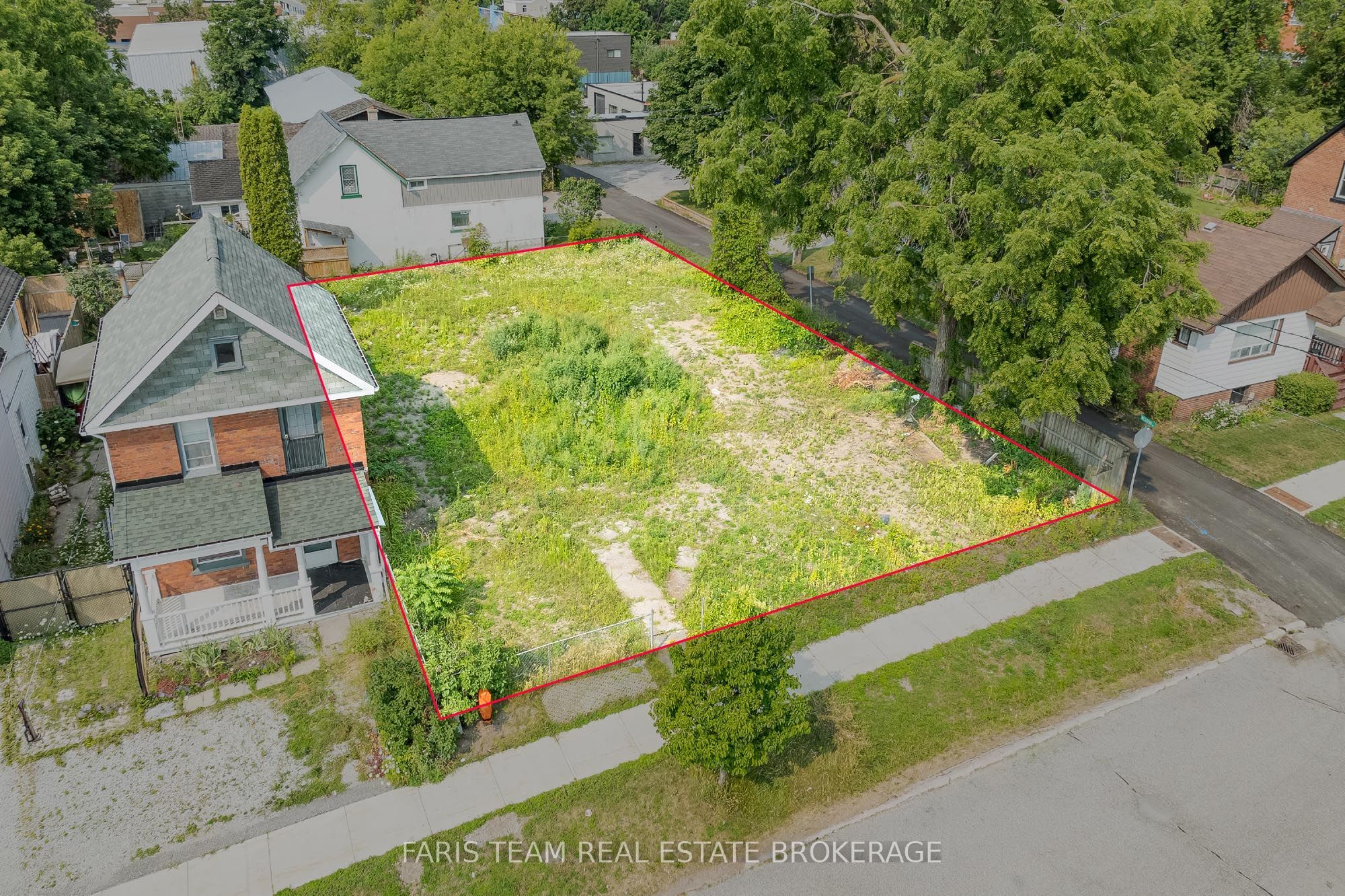 105 Matchedash Street S, Orillia, ON L3V 4W9 photo 2