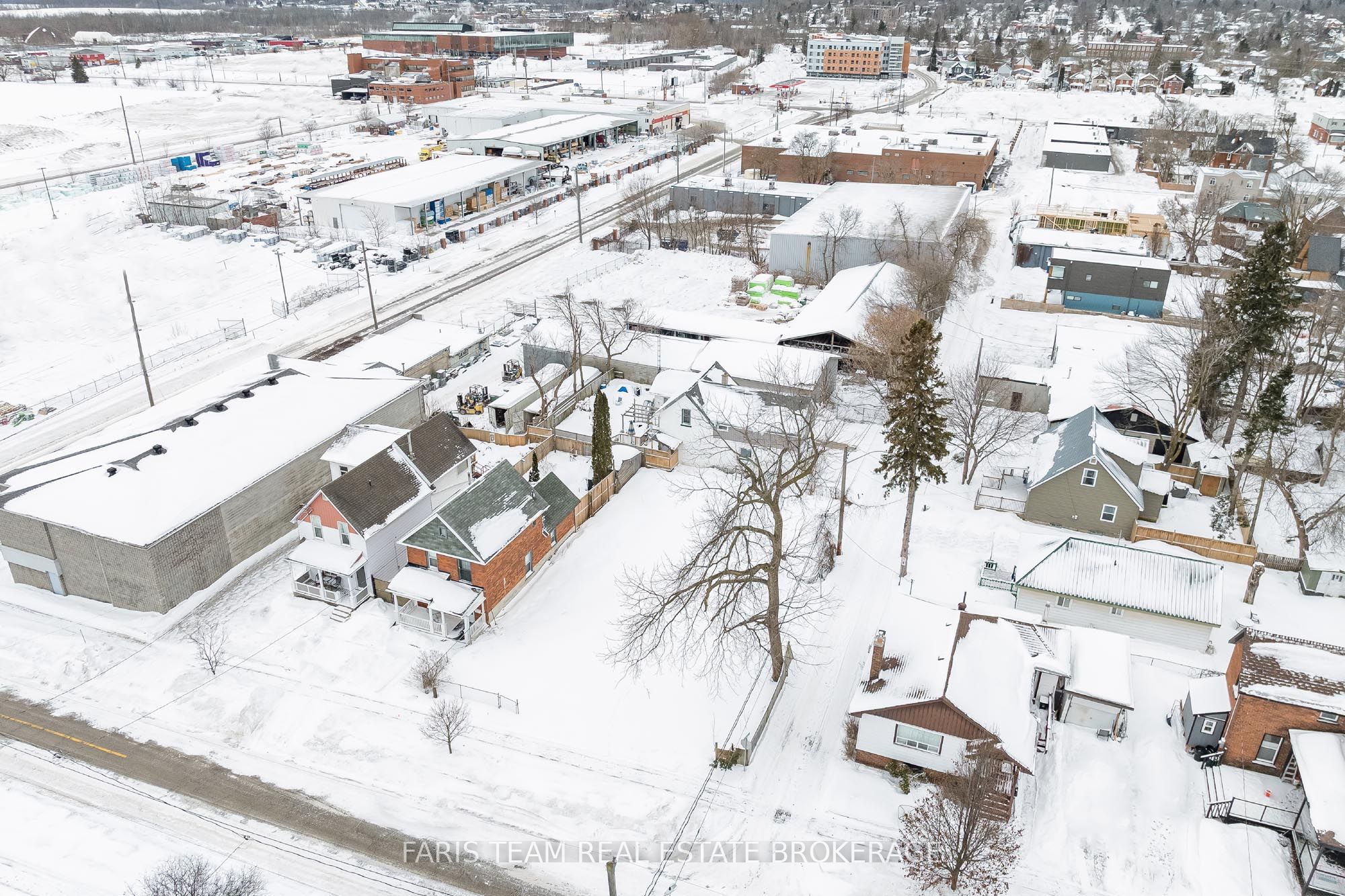 105 Matchedash Street S, Orillia, ON L3V 4W9 photo 4