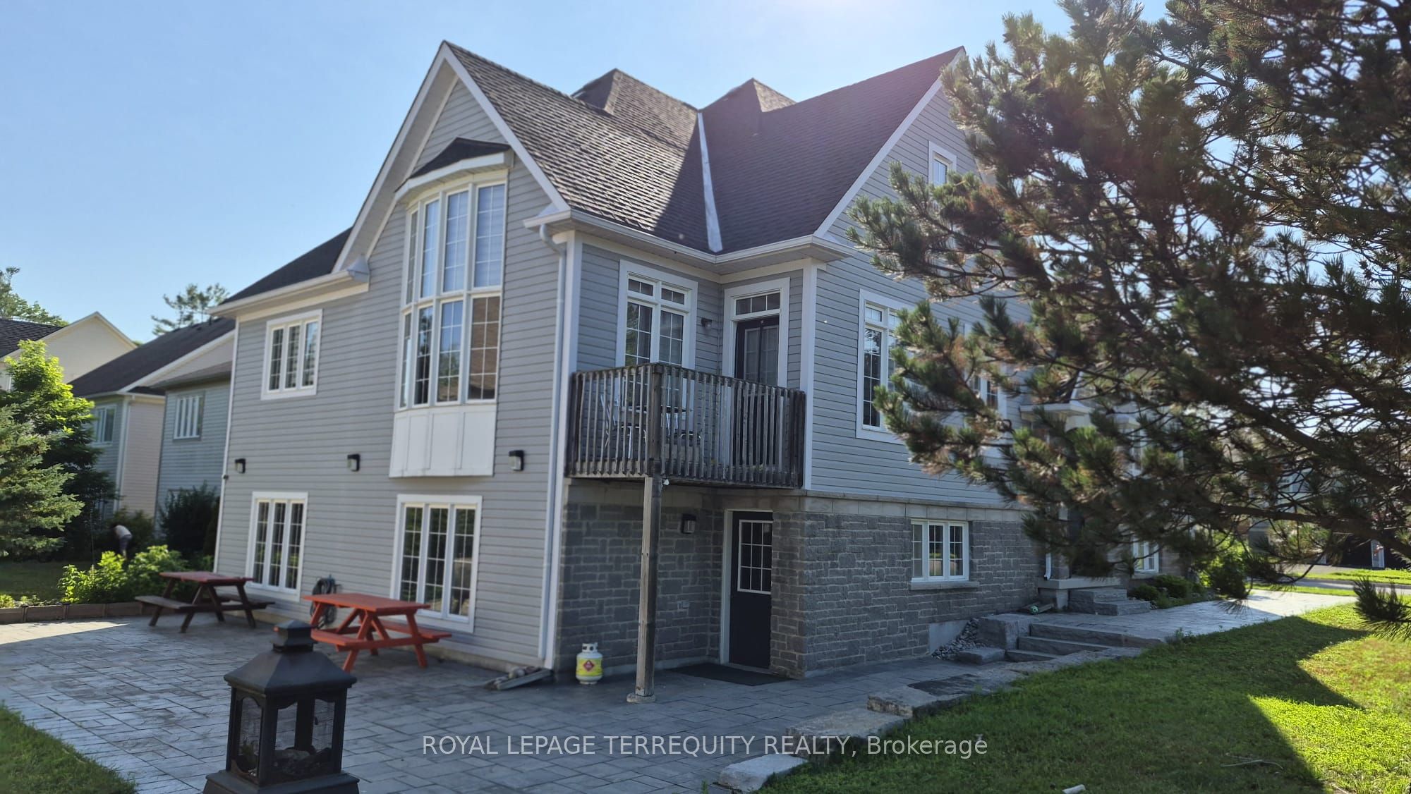 10 Culham Trail, Wasaga Beach, ON L9Z 0C6 photo 3