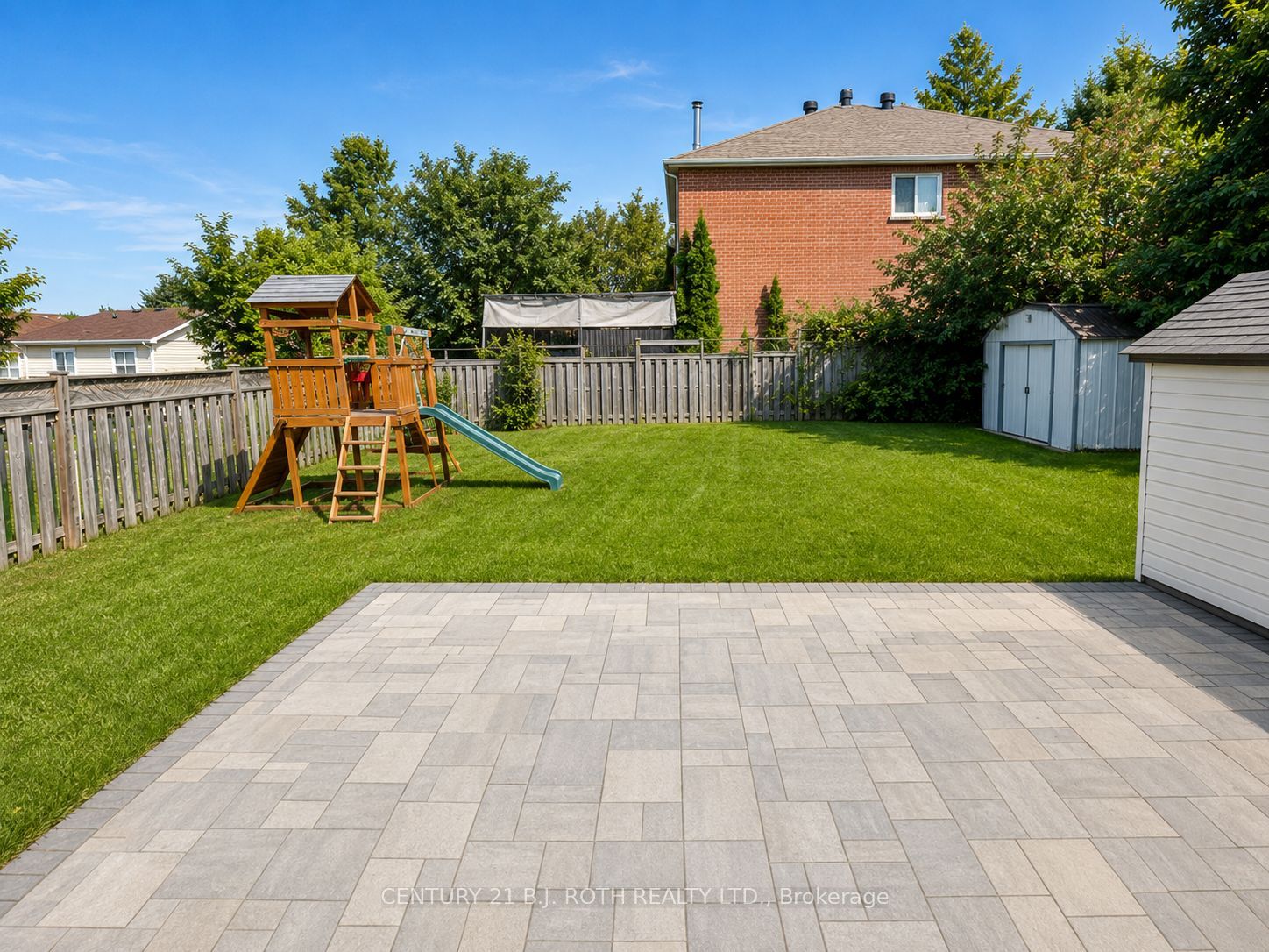 56 Livingstone Street W, Barrie, ON L4N 7J2 photo 2