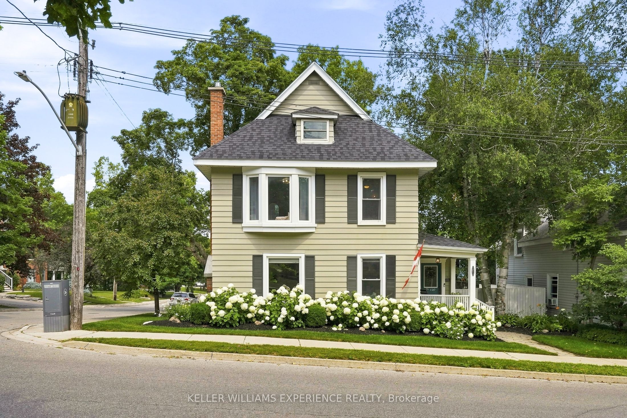 120 Matchedash Street N, Orillia, ON L3V 4T8