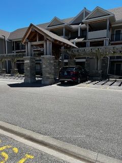 2 Anchorage Crescent W 308, Collingwood, ON L9Y 0Y6