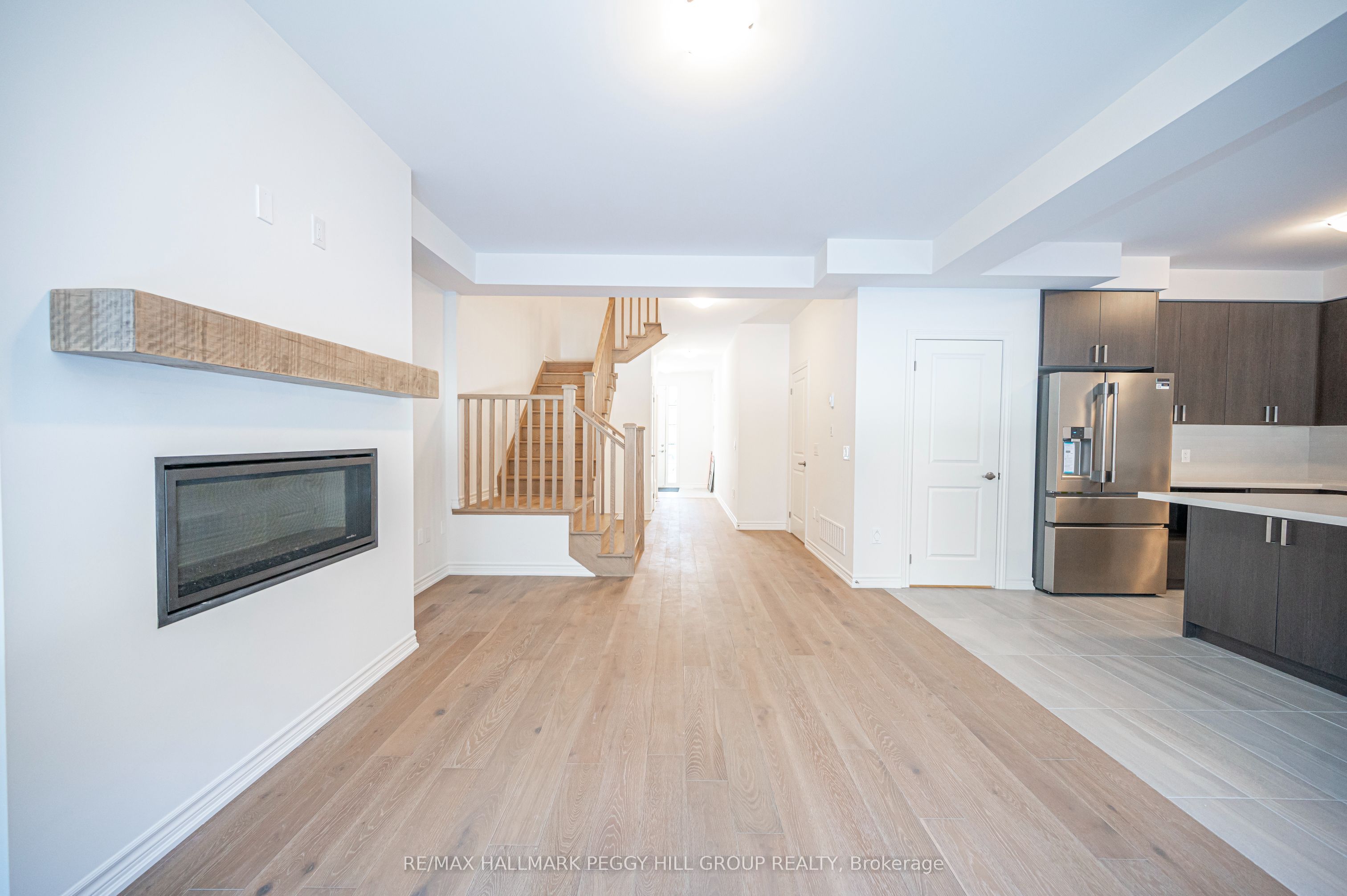 4 Sassafras Road, Springwater, ON L9X 2C6 photo 5