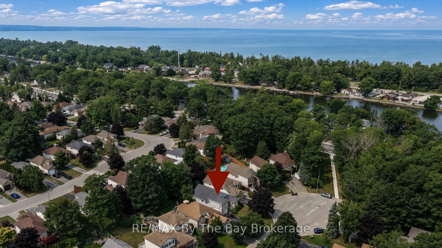 12 Goldsmith Place, Wasaga Beach, ON L9Z 1E5 photo 3