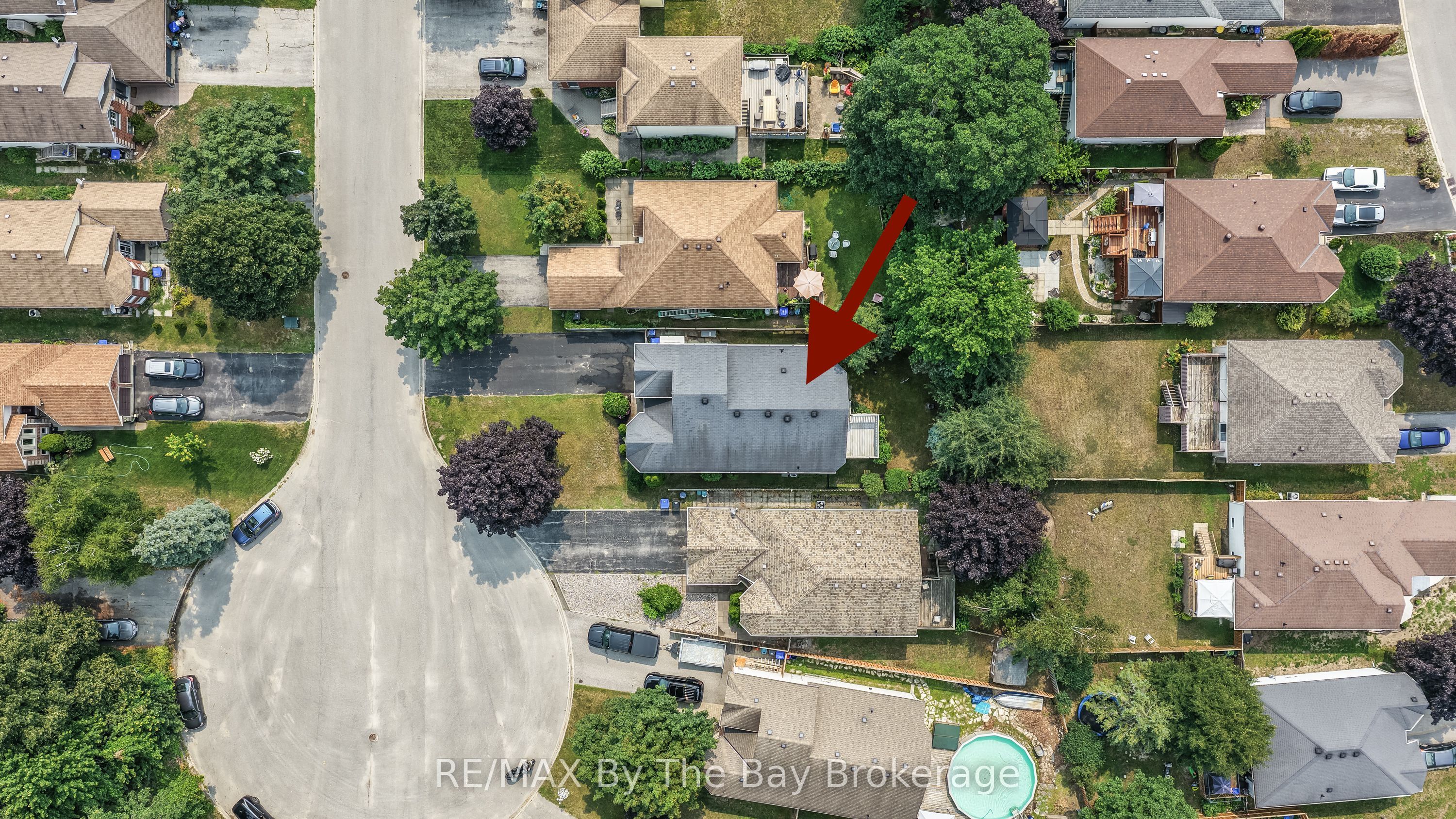 12 Goldsmith Place, Wasaga Beach, ON L9Z 1E5 photo 4