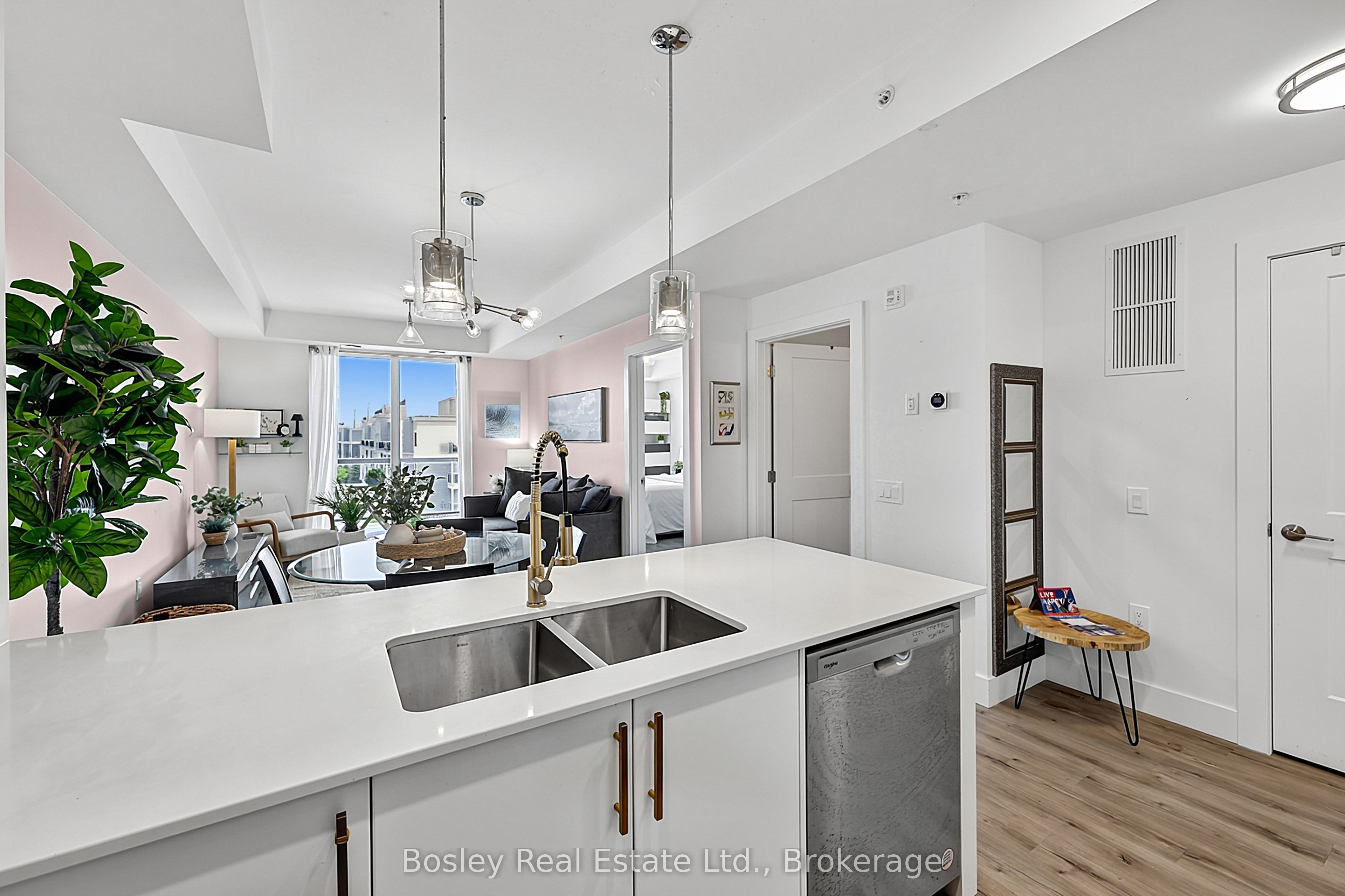 4 Kimberly Lane 404, Collingwood, ON L9Y 5T6 photo 4