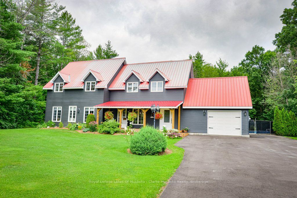 1572 Laughlin Falls Road, Severn, ON L0K 1E0