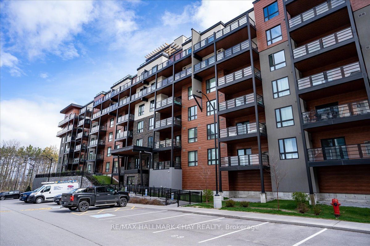 302 Essa Road 203, Barrie, ON L9J 0H3 photo 2