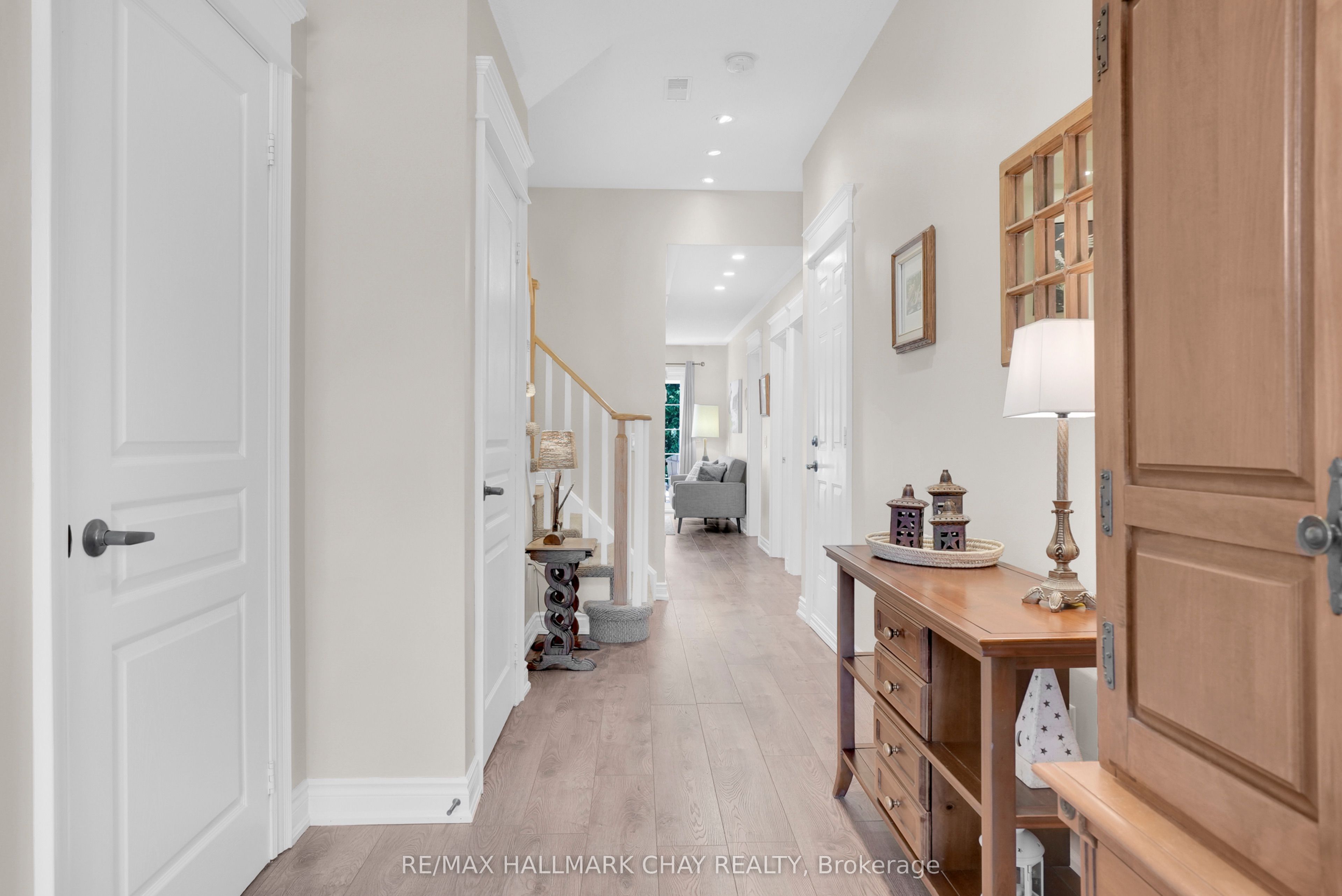 143 Wycliffe Cove Street, Tay, ON L0K 2A0 photo 4