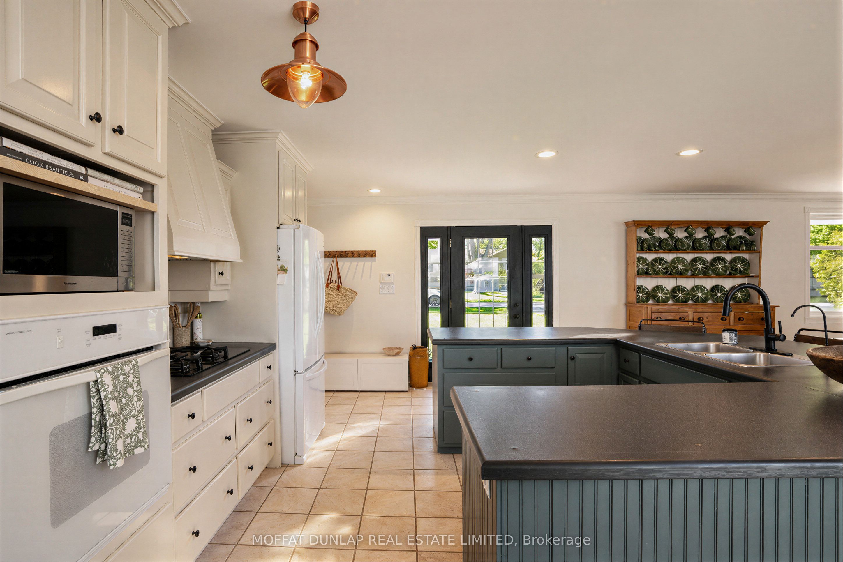 25 Grandview Crescent, Oro-Medonte, ON L0L 2E0 photo 5