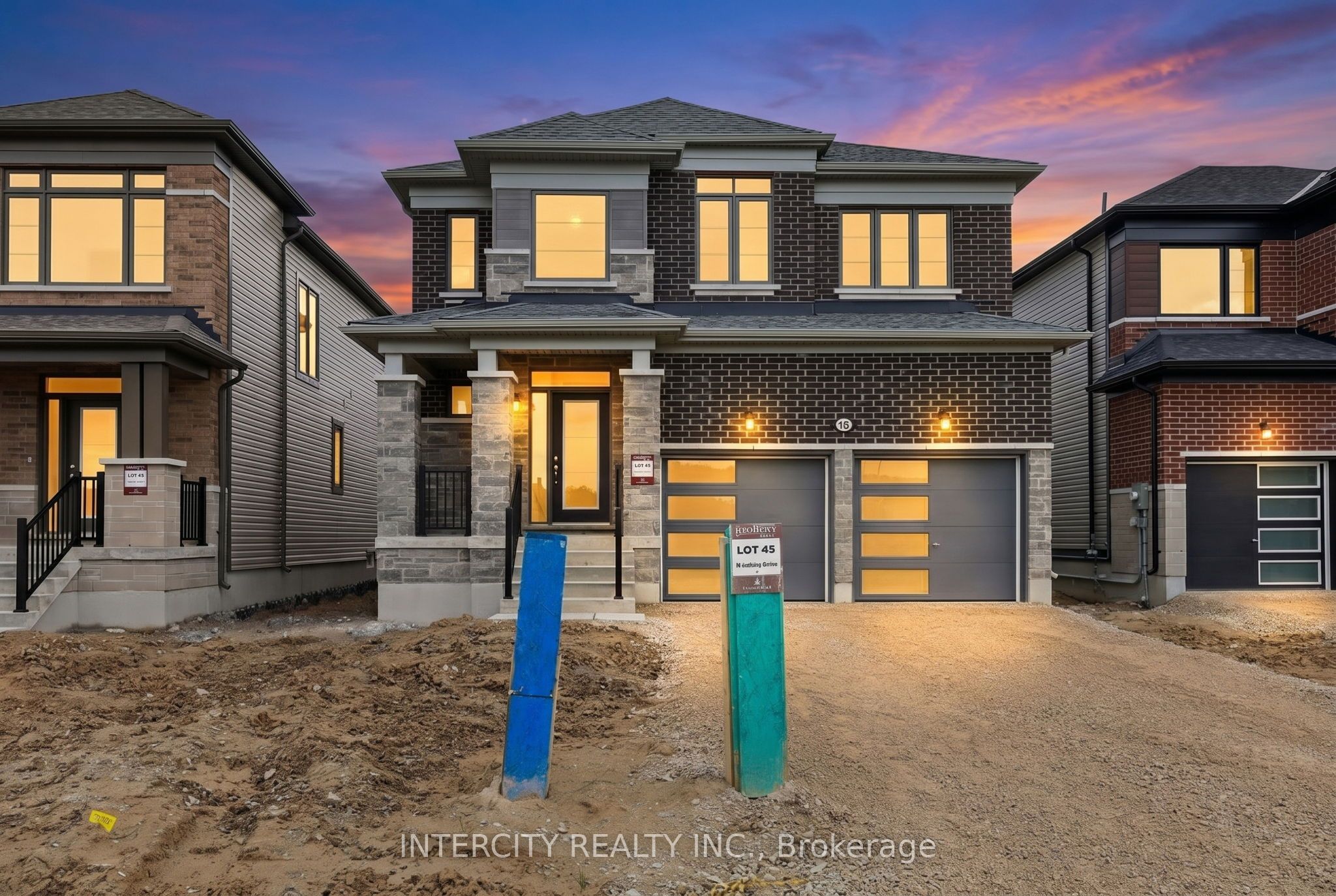 16 Legacy Circle, Wasaga Beach, ON L9Z 0L8 photo 3