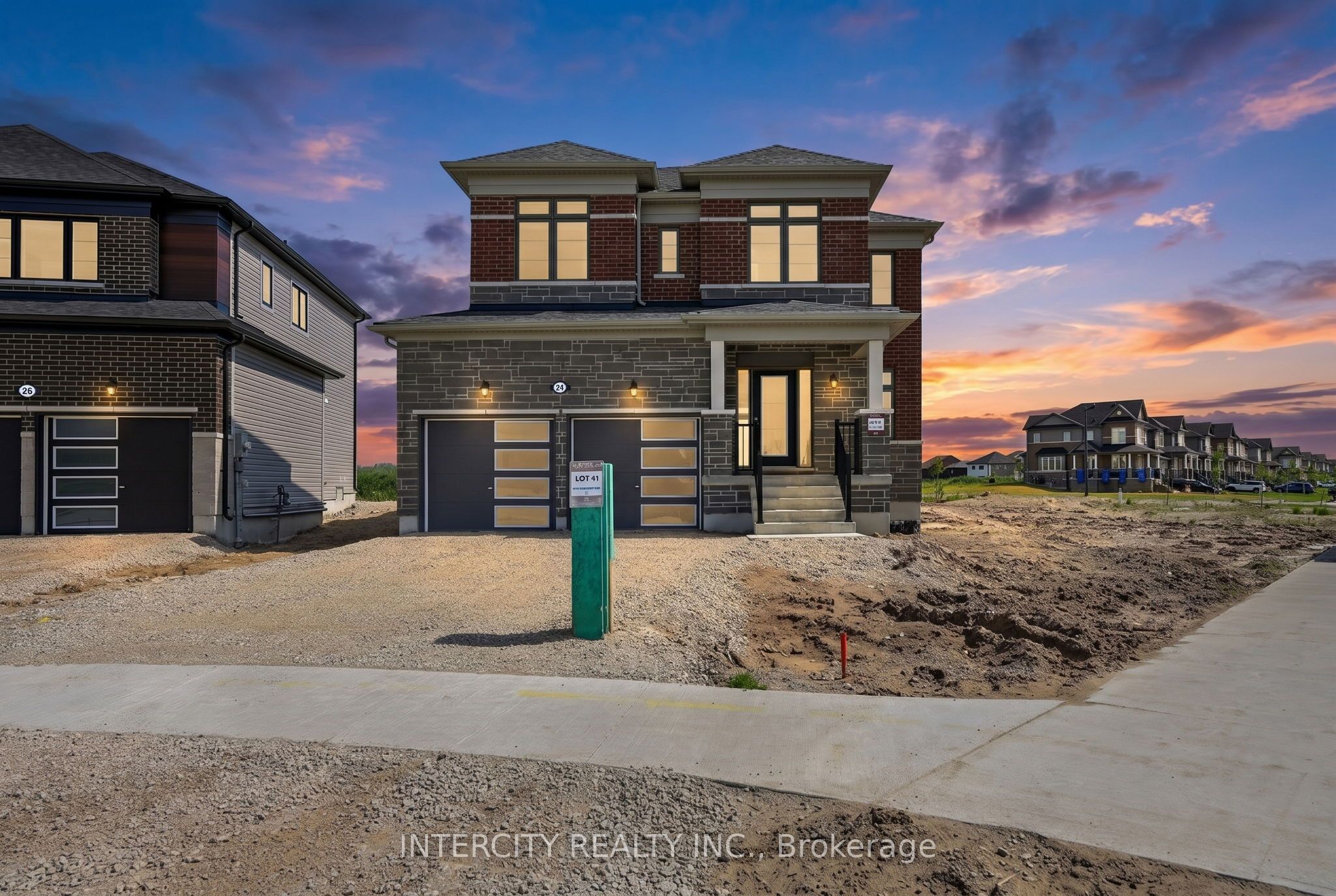 24 Legacy Circle, Wasaga Beach, ON L9Z 0L8 photo 3