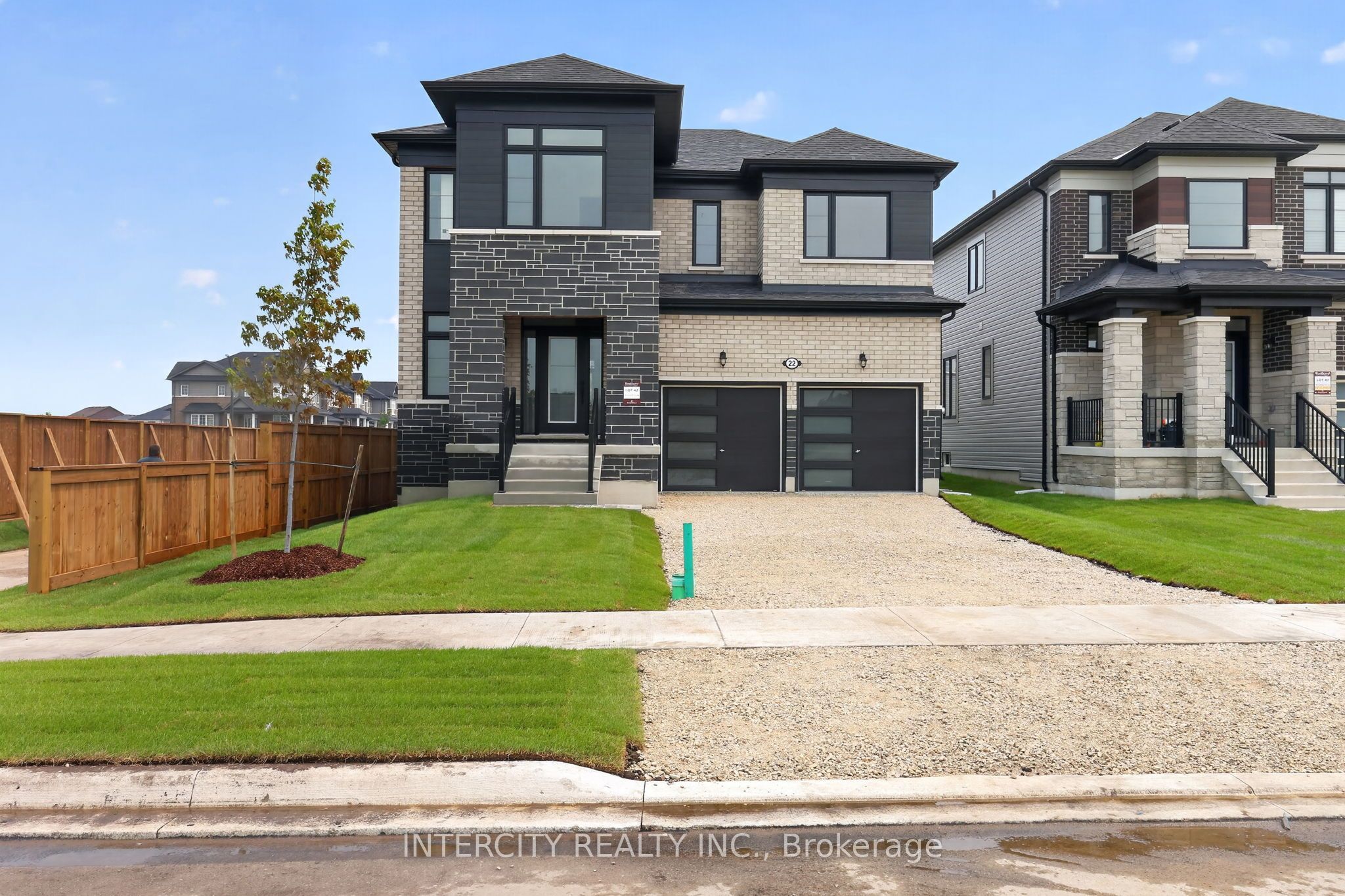 22 Legacy Circle, Wasaga Beach, ON L9Z 0L8 photo 2