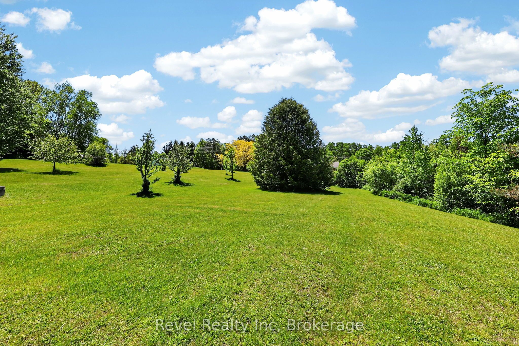 2391 Rumney Road, Tay, ON L4R 4K3 photo 3