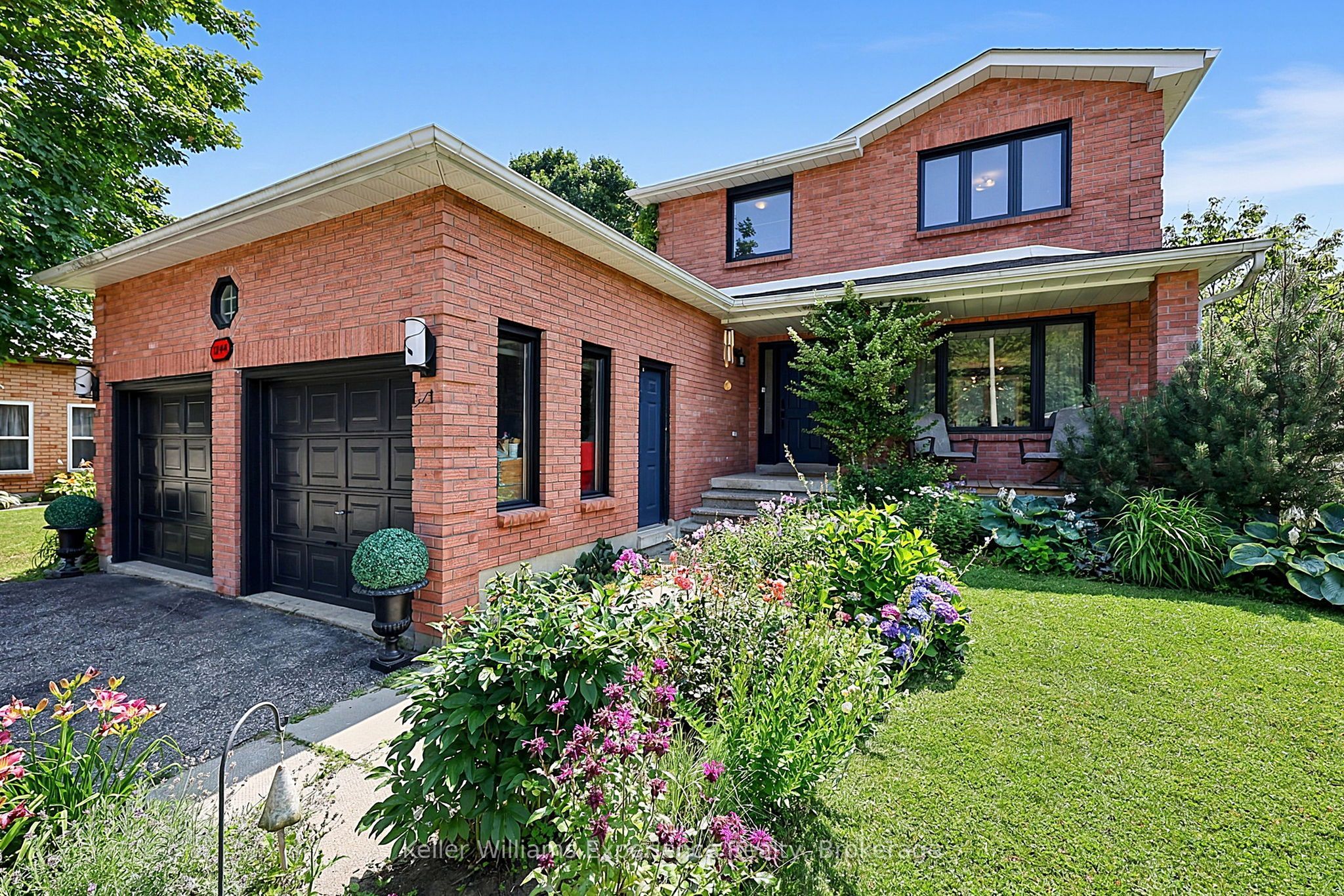 1044 Dina Crescent, Midland, ON L4R 5C5