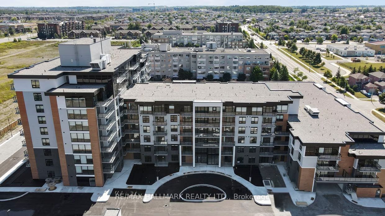 70 Dean Avenue 226, Barrie, ON L4N 0C2