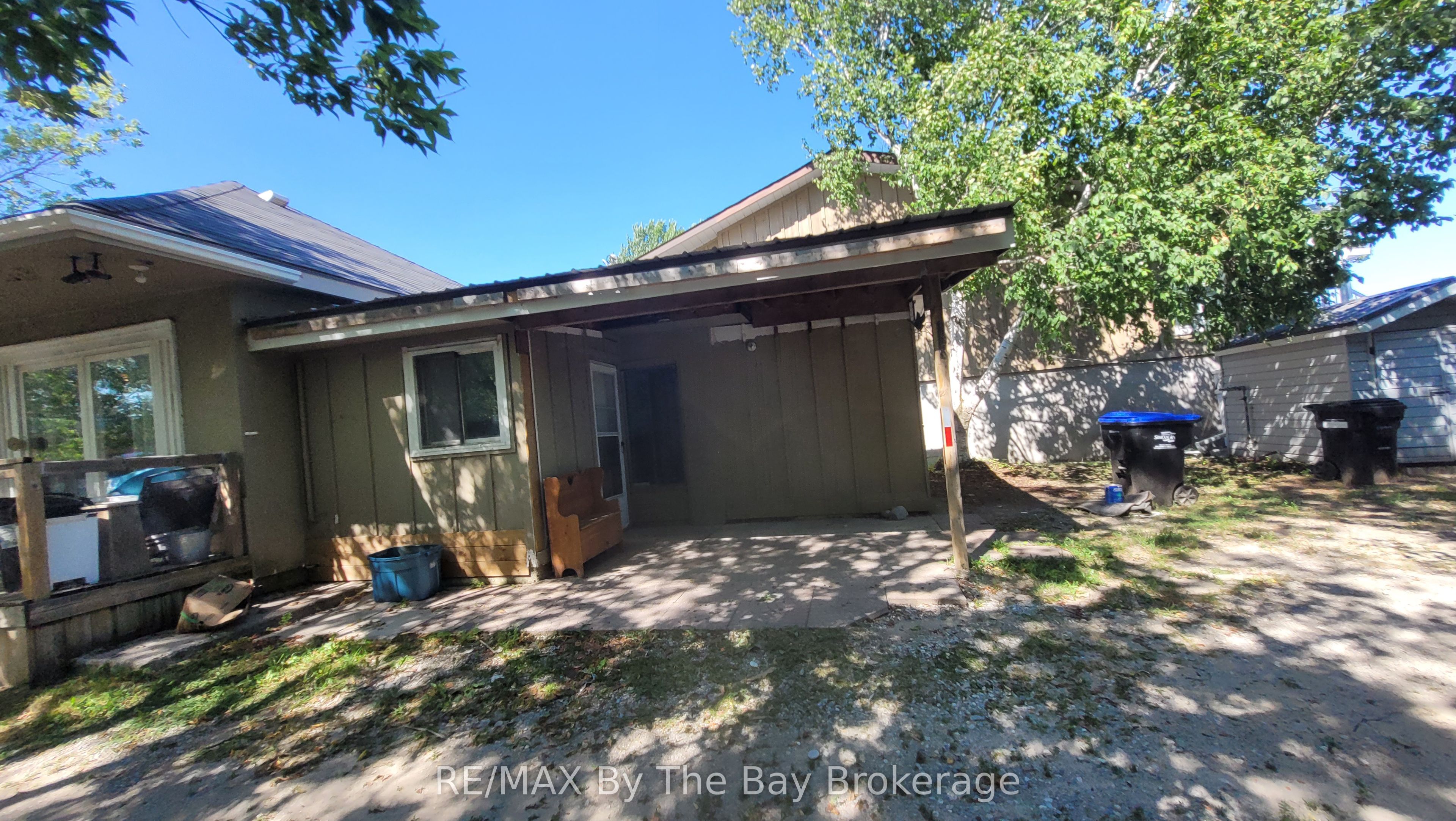 835 Mosley Street 3, Wasaga Beach, ON L9Z 2H6 photo 2
