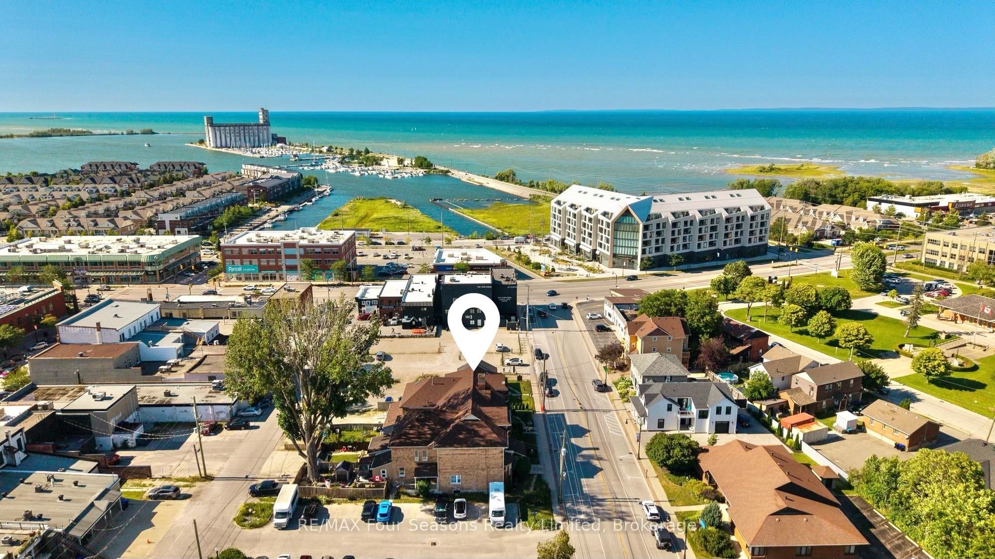 36 Saint Marie Street, Collingwood, ON L9Y 3K1