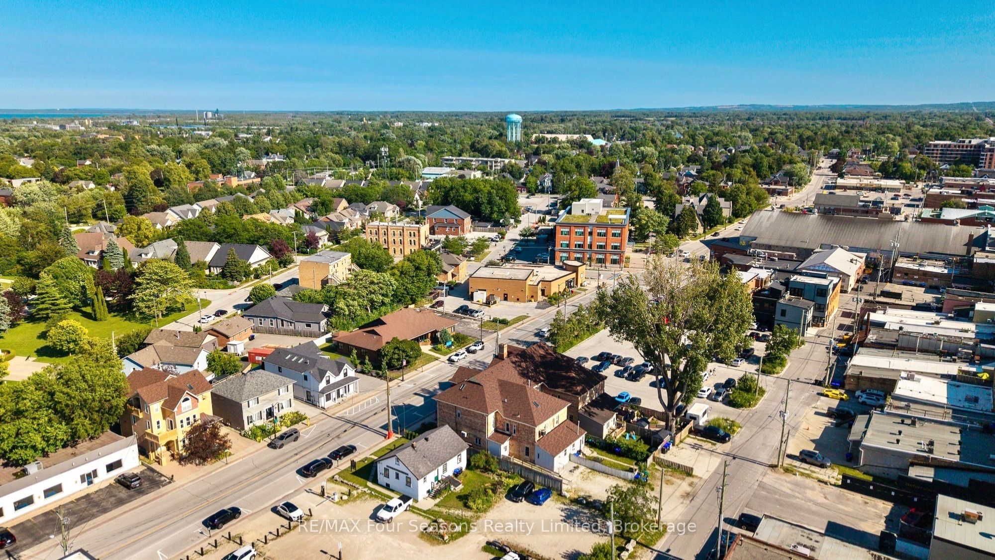 36 Saint Marie Street, Collingwood, ON L9Y 3K1 photo 4