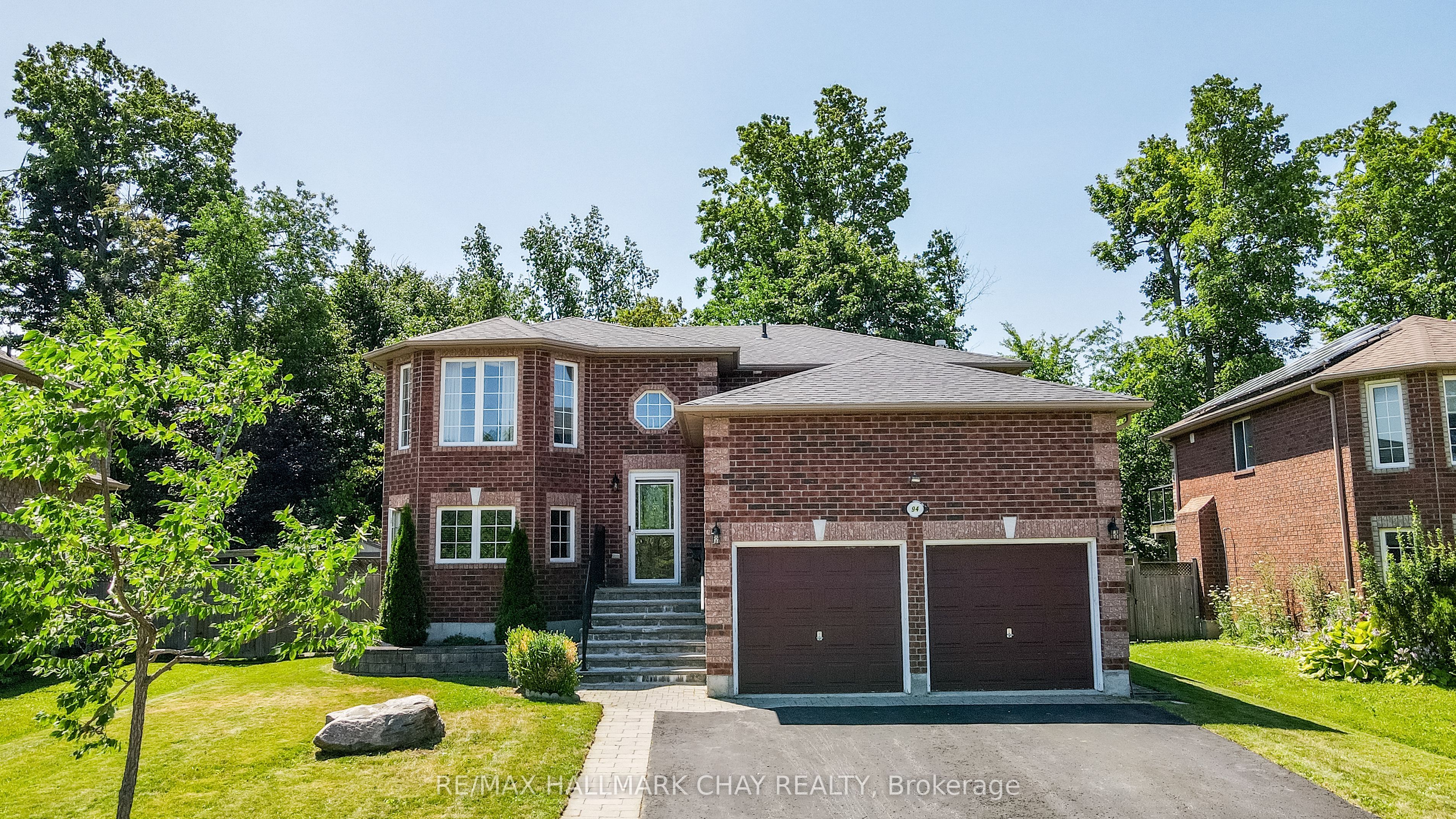 94 Sandringham Drive, Barrie, ON L4M 7J5 photo 3