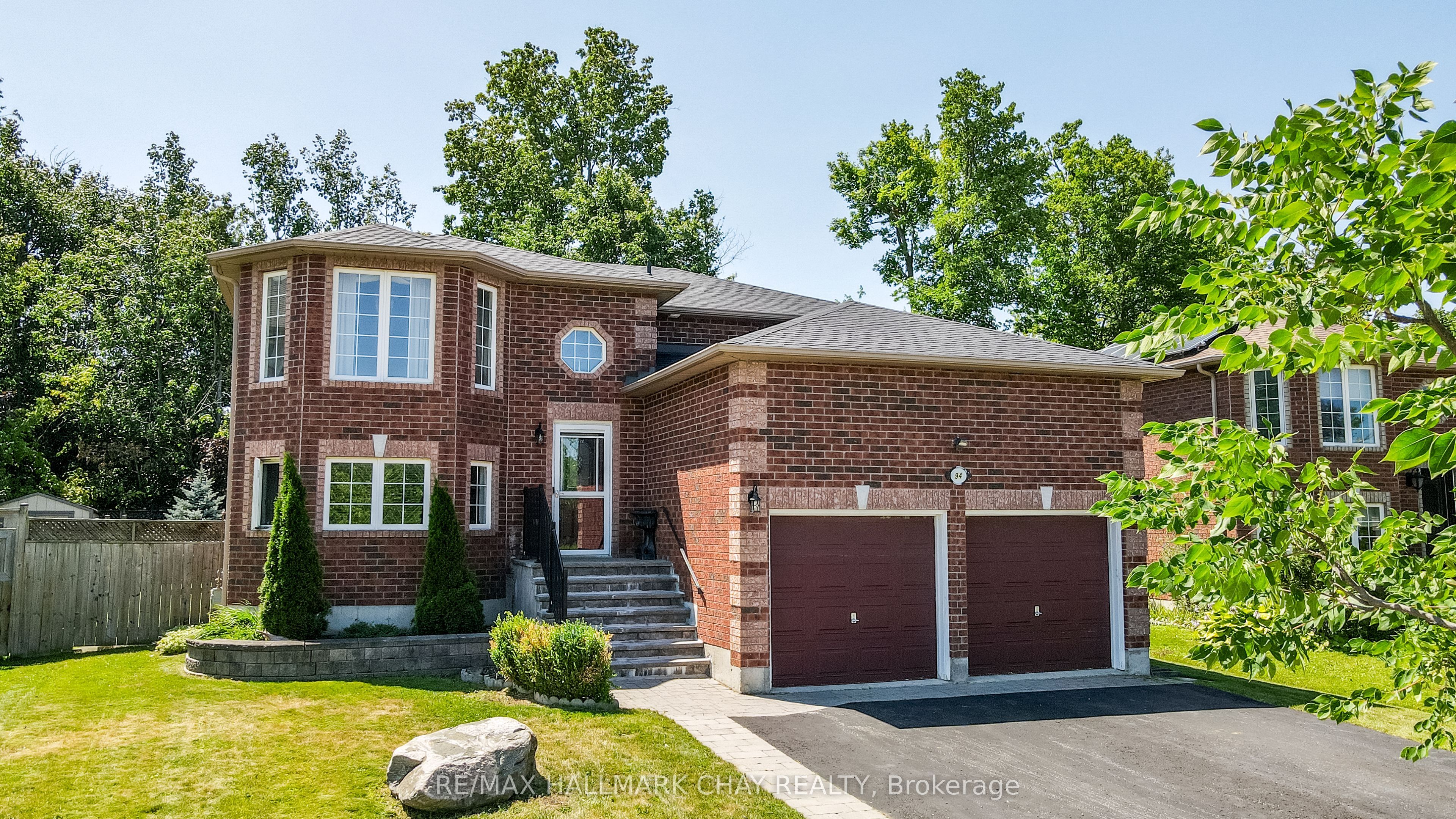 94 Sandringham Drive, Barrie, ON L4M 7J5 photo 4