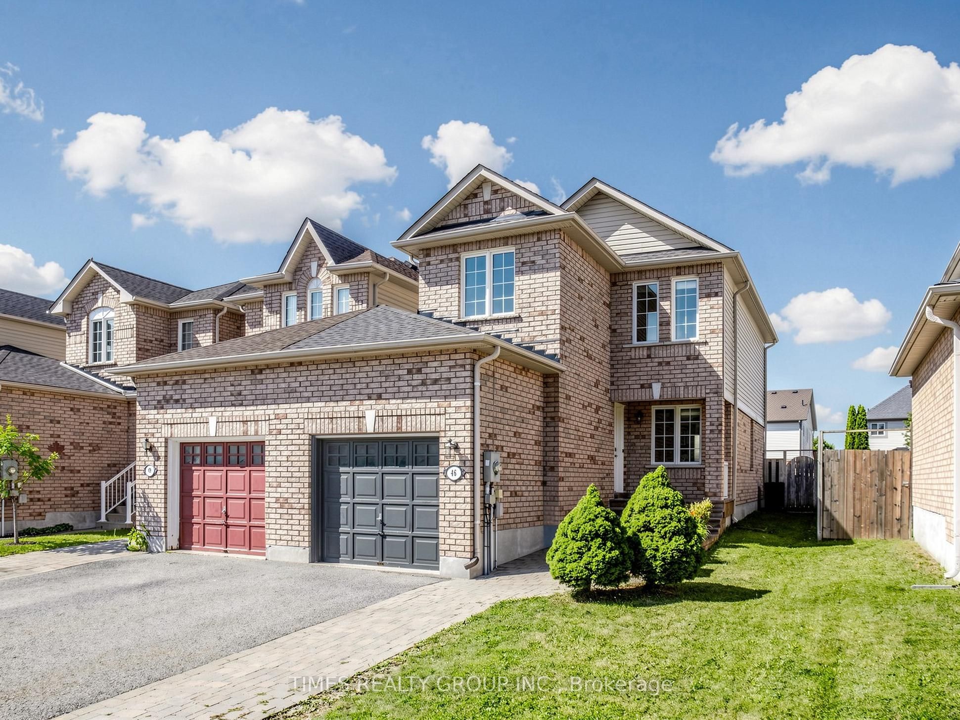 46 Ridwell Street, Barrie, ON L4N 0W7
