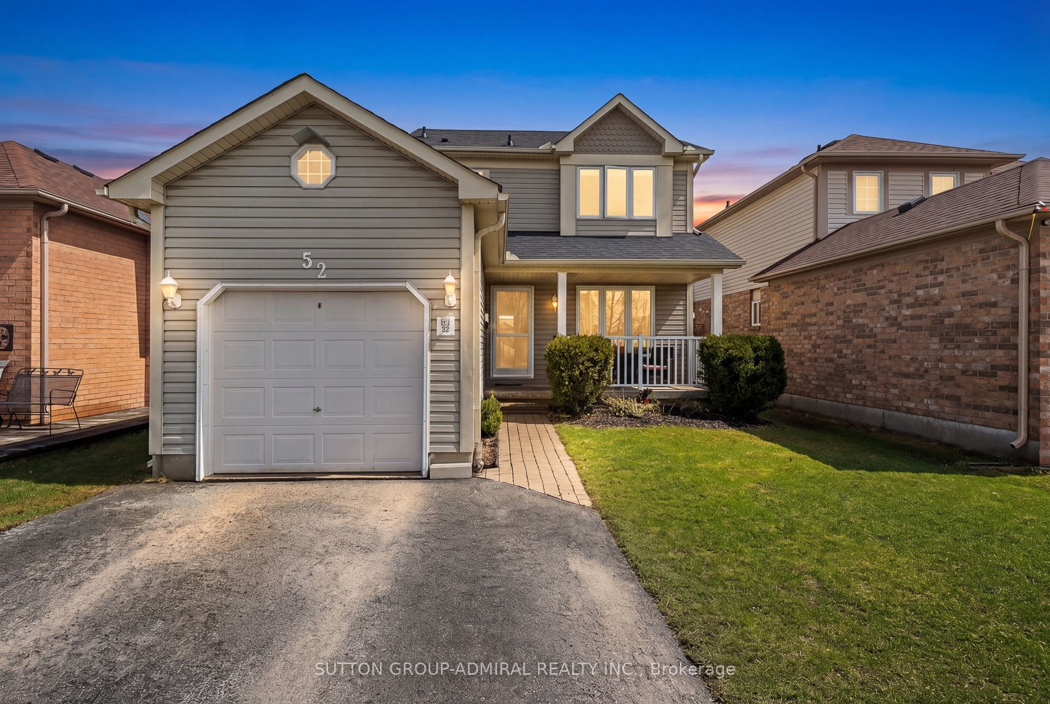 52 Moir Crescent, Barrie, ON L4N 8B2 photo 2