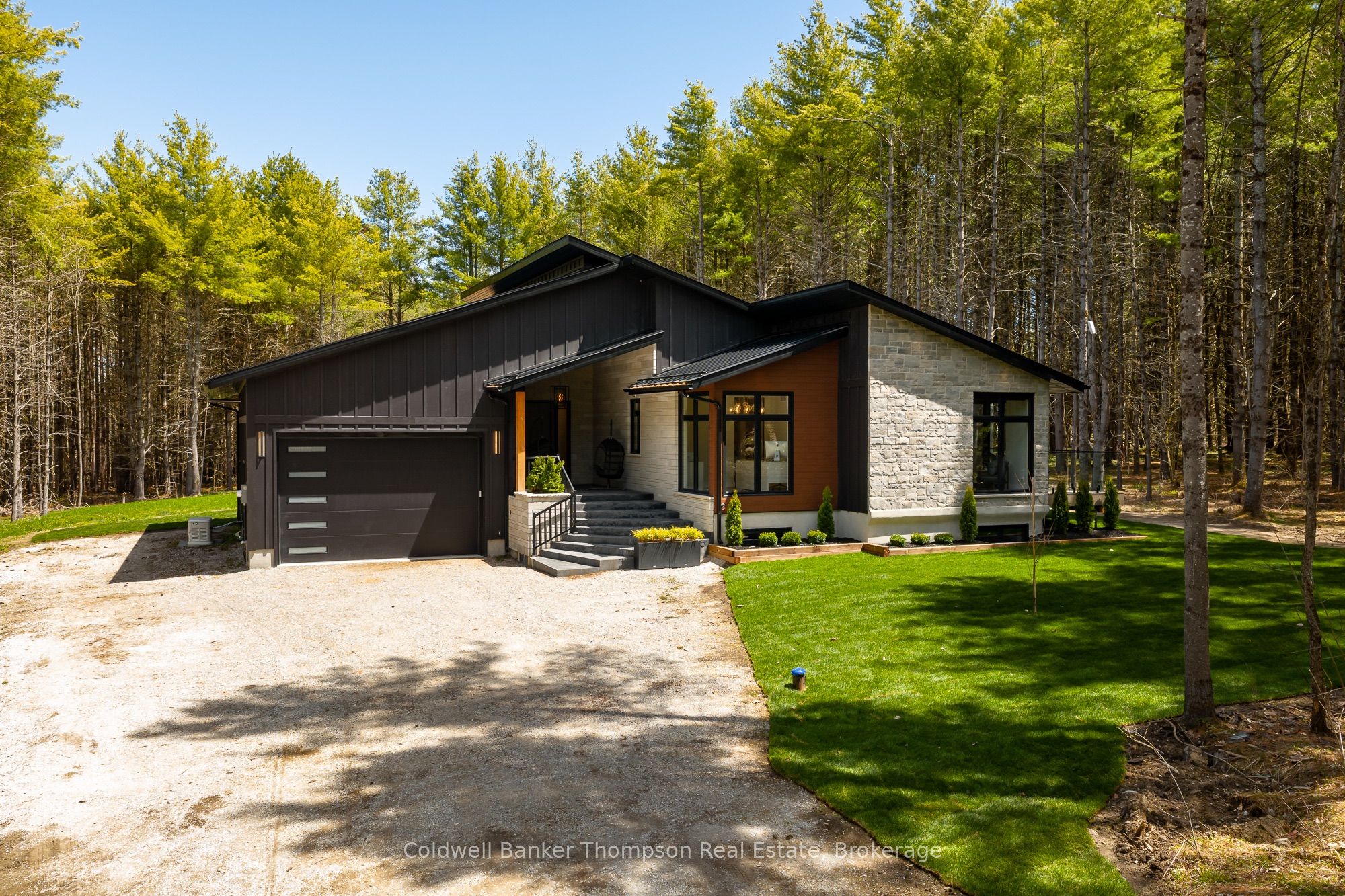 5130 Severn Pines Crescent, Severn, ON L0K 2B0