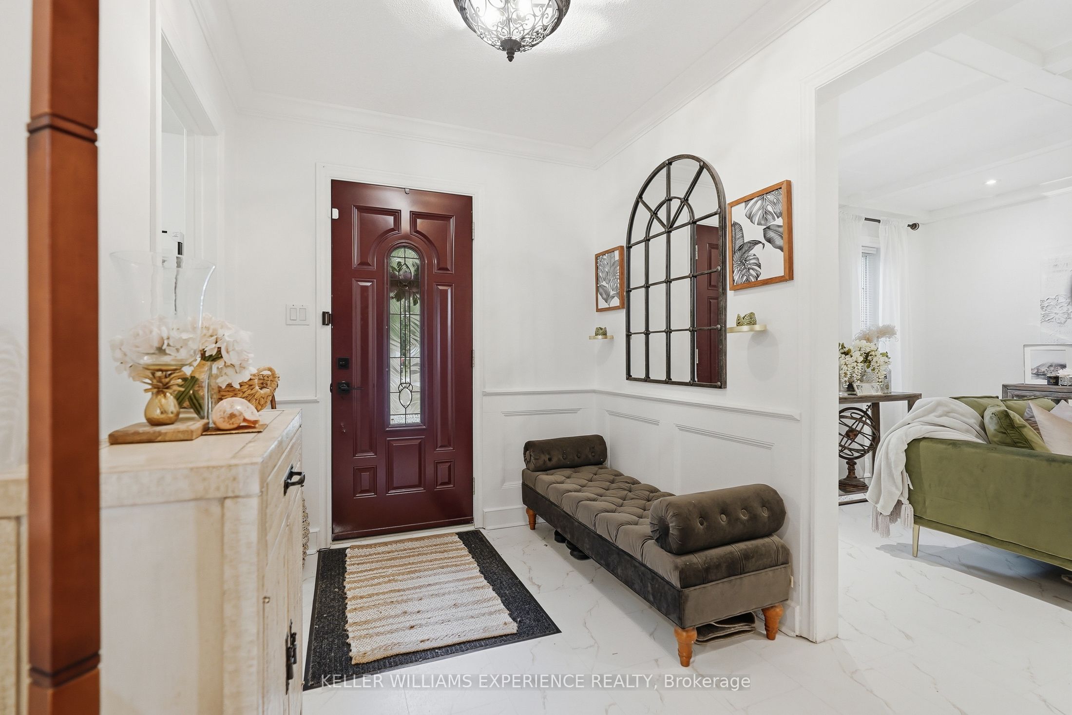 2 Seeley Court, Wasaga Beach, ON L9Z 2A7 photo 5