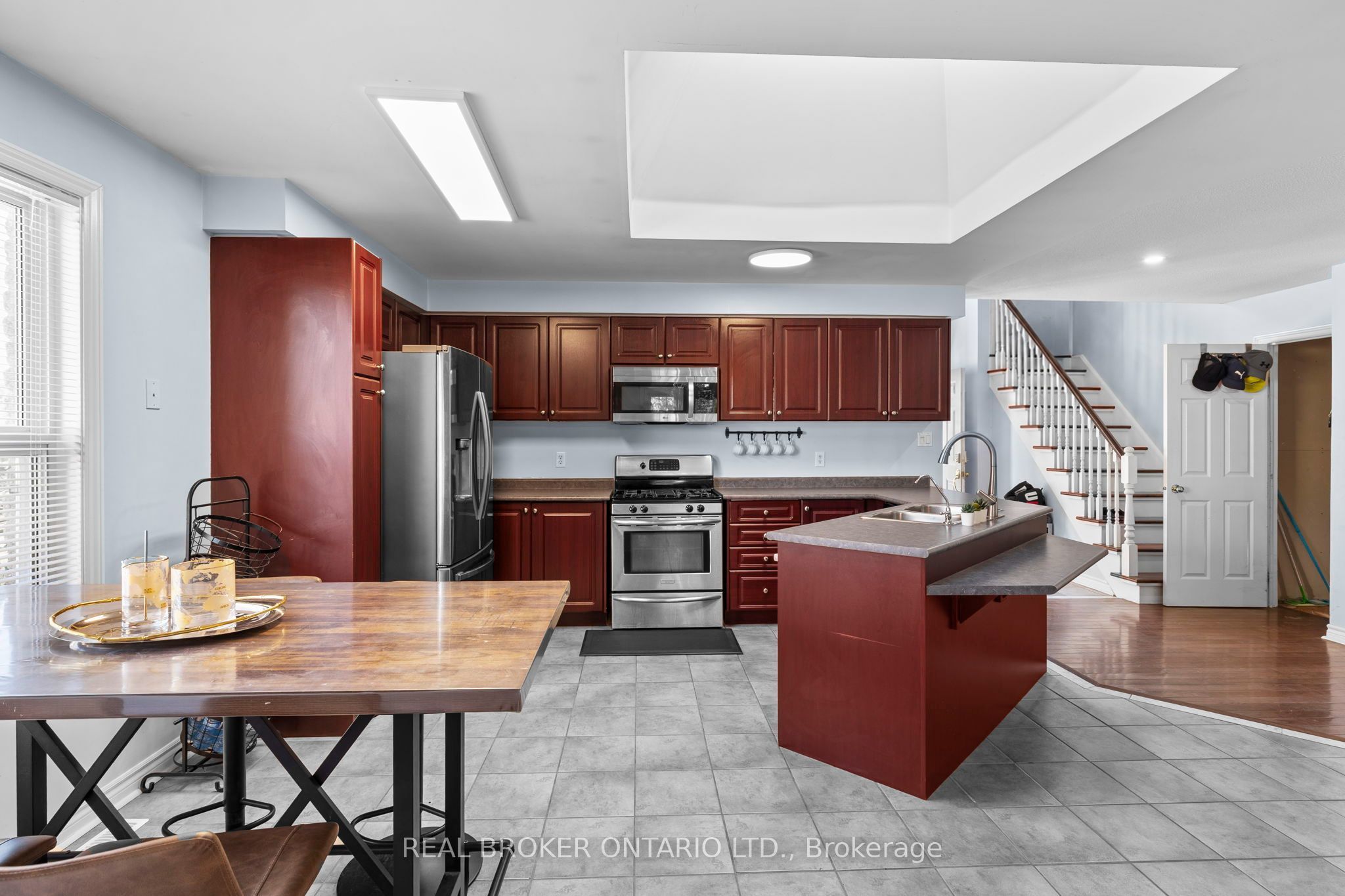 31 Bell Street, Barrie, ON L4N 0J2