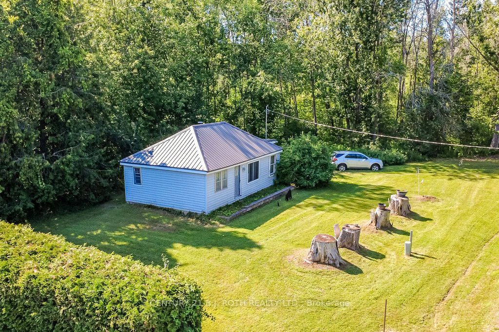 2450 AMIGO Drive, Severn, ON L3V 6H3