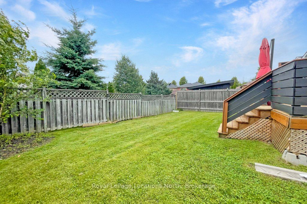 642 Spruce Street, Collingwood, ON L9Y 4T6 photo 3
