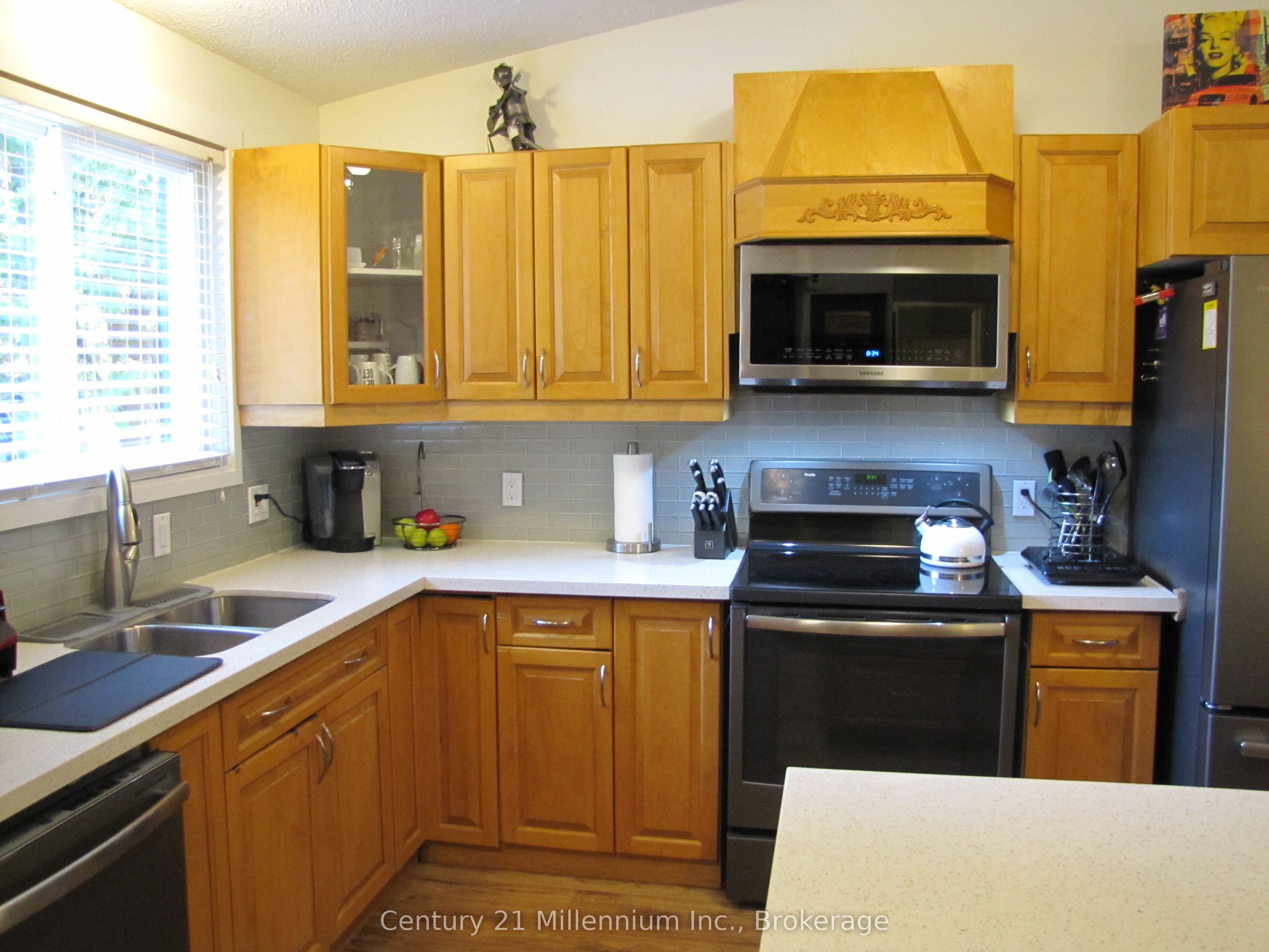 11 HARBOUR Street W 341, Collingwood, ON L9Y 5B4 photo 5