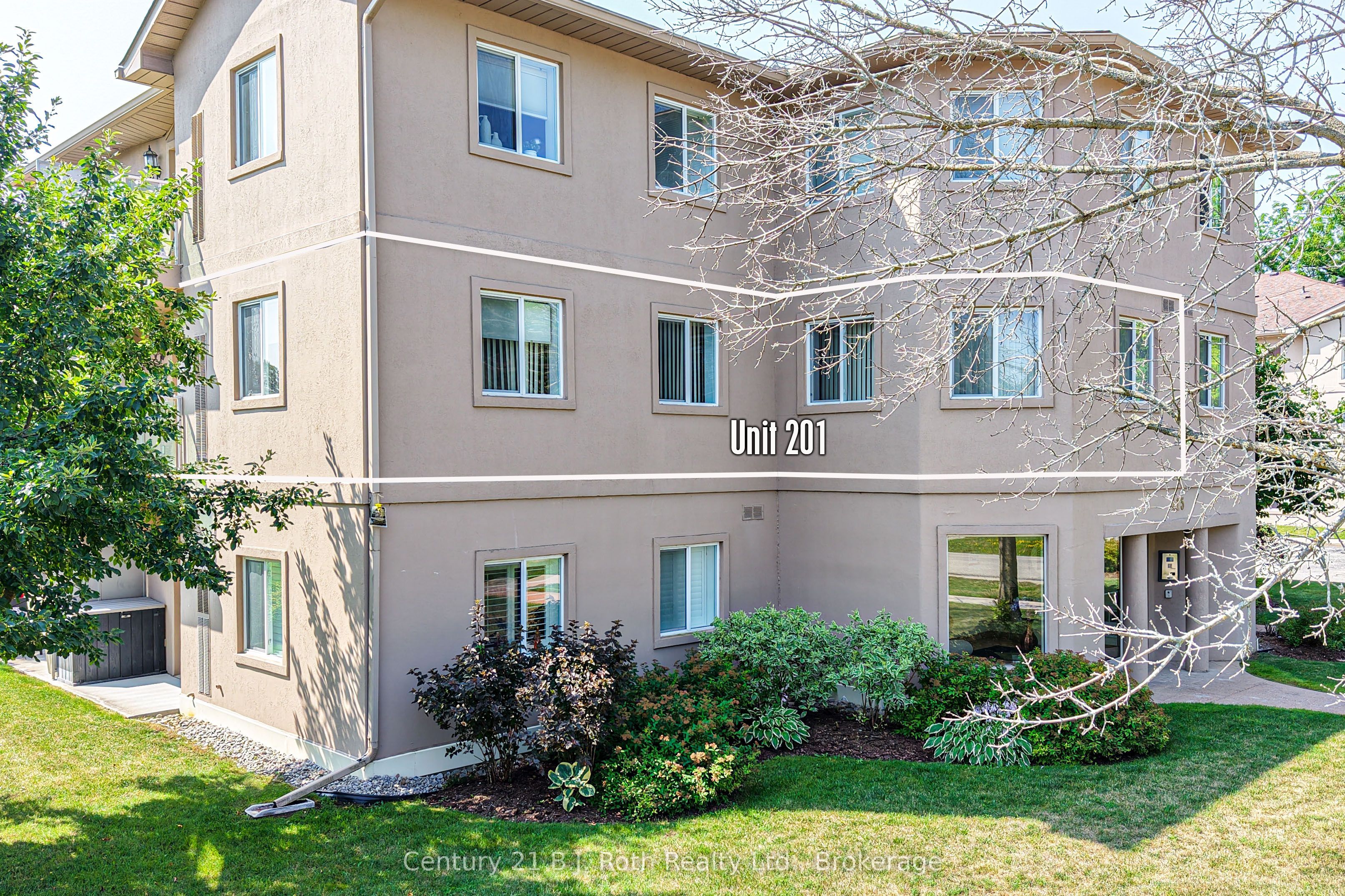 115 Bond Street Unit 201, Orillia, ON L3V 1J7 photo 4