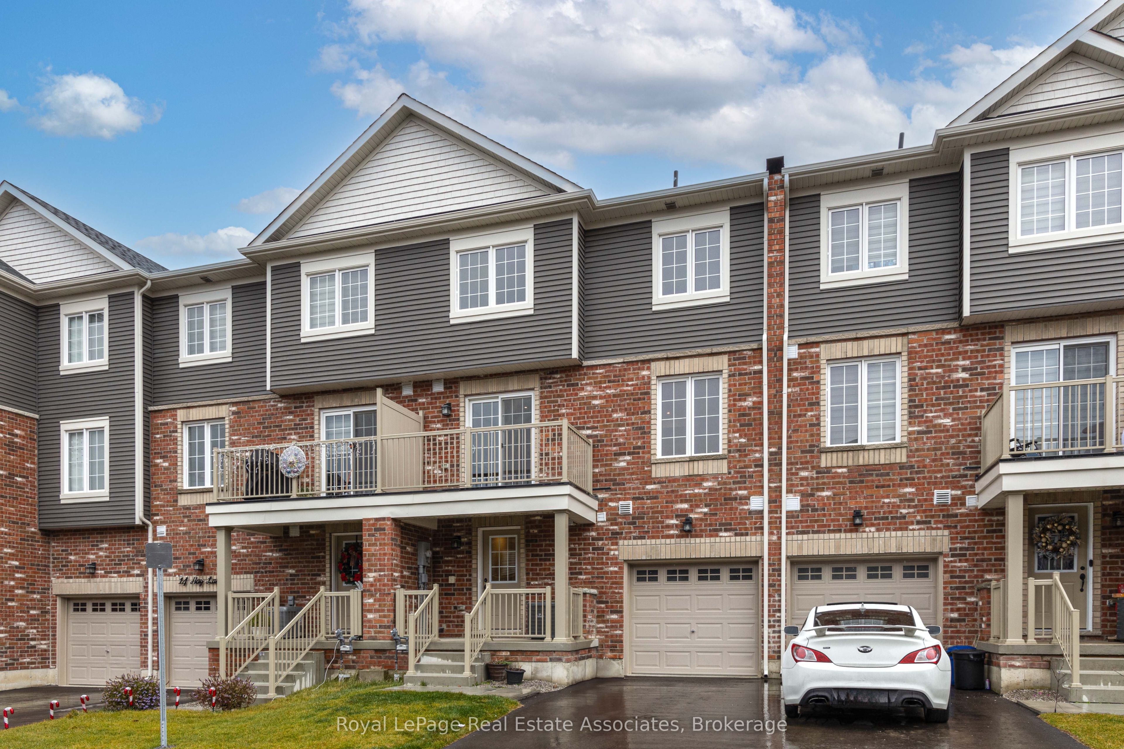 12 Hay Lane, Barrie, ON L9J 0V5 photo 2