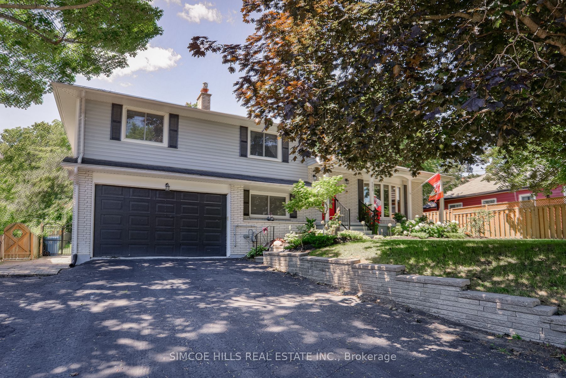153 Matchedash Street N, Orillia, ON L3V 4V2 photo 2