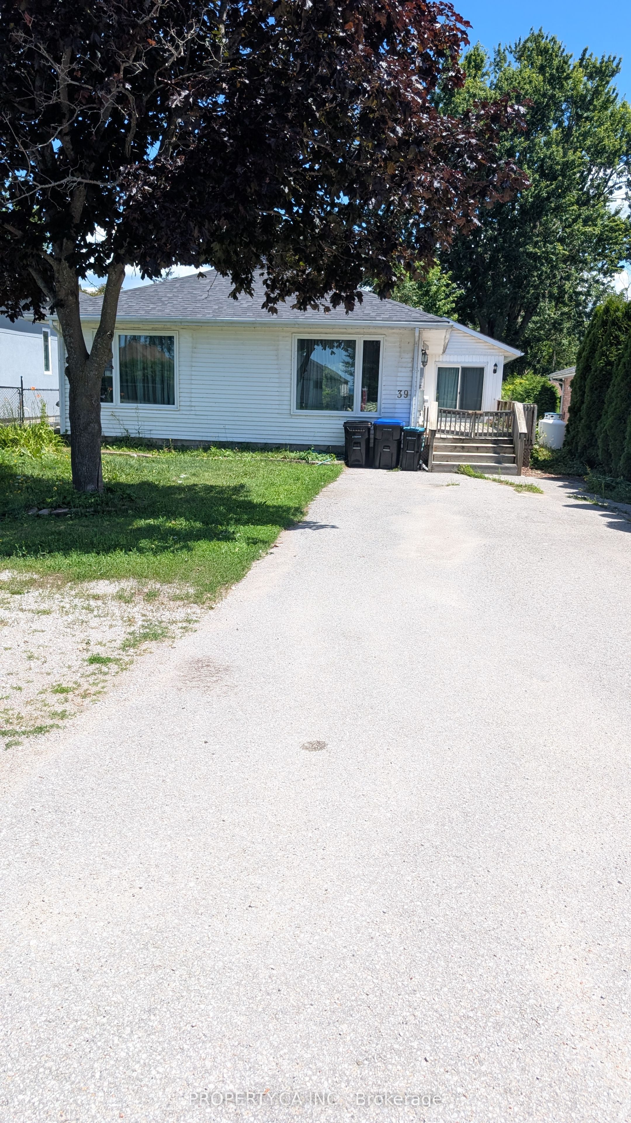 39 Lake Avenue, Ramara, ON L0K 1B0