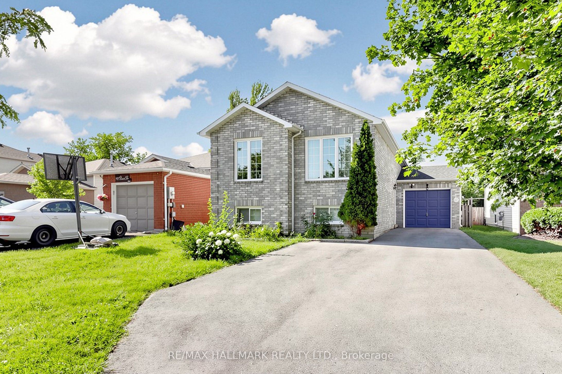 90 Barre Drive, Barrie, ON L4N 7P1 photo 2