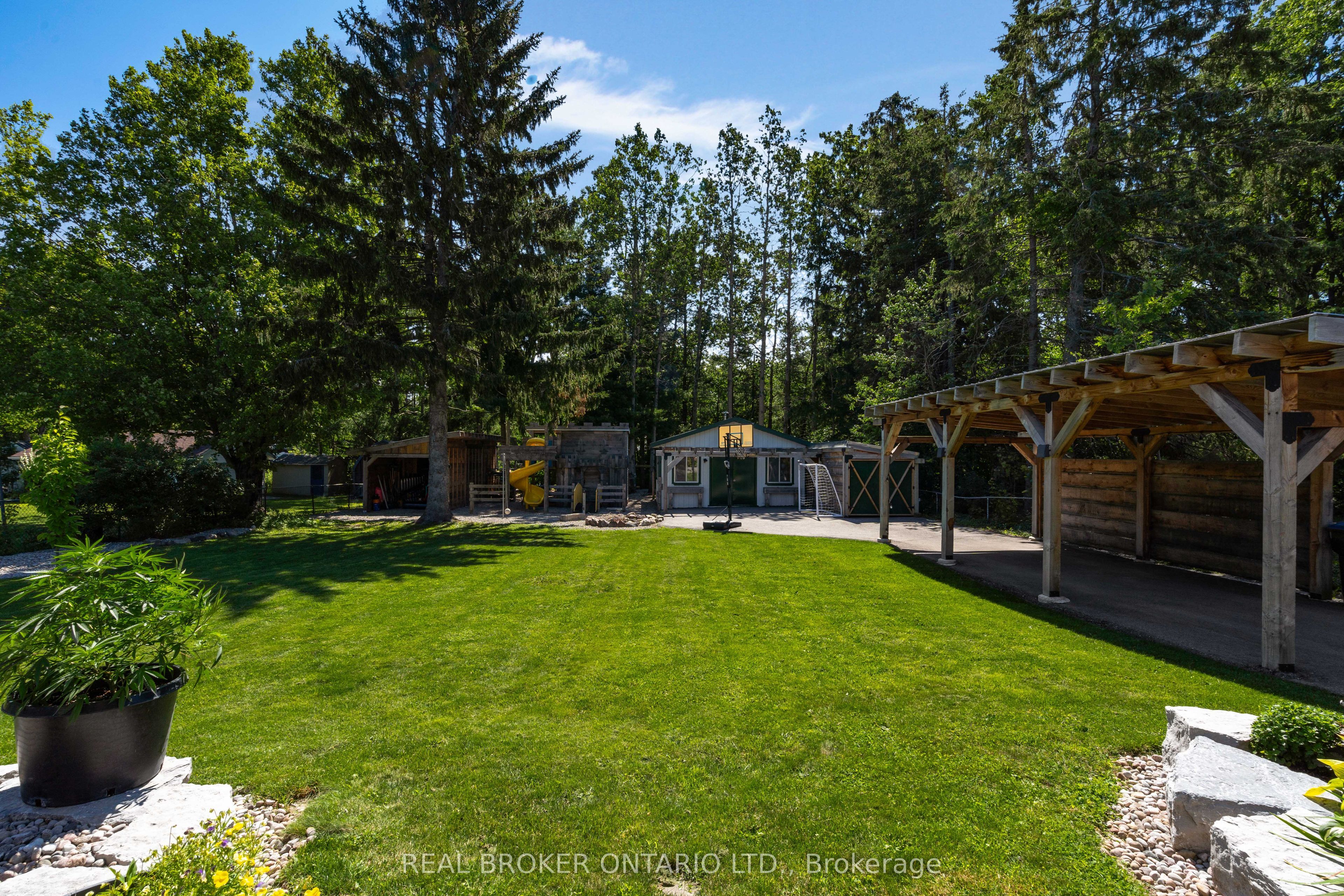 975 Sunnidale Road, Springwater, ON L9X 0T6 photo 4