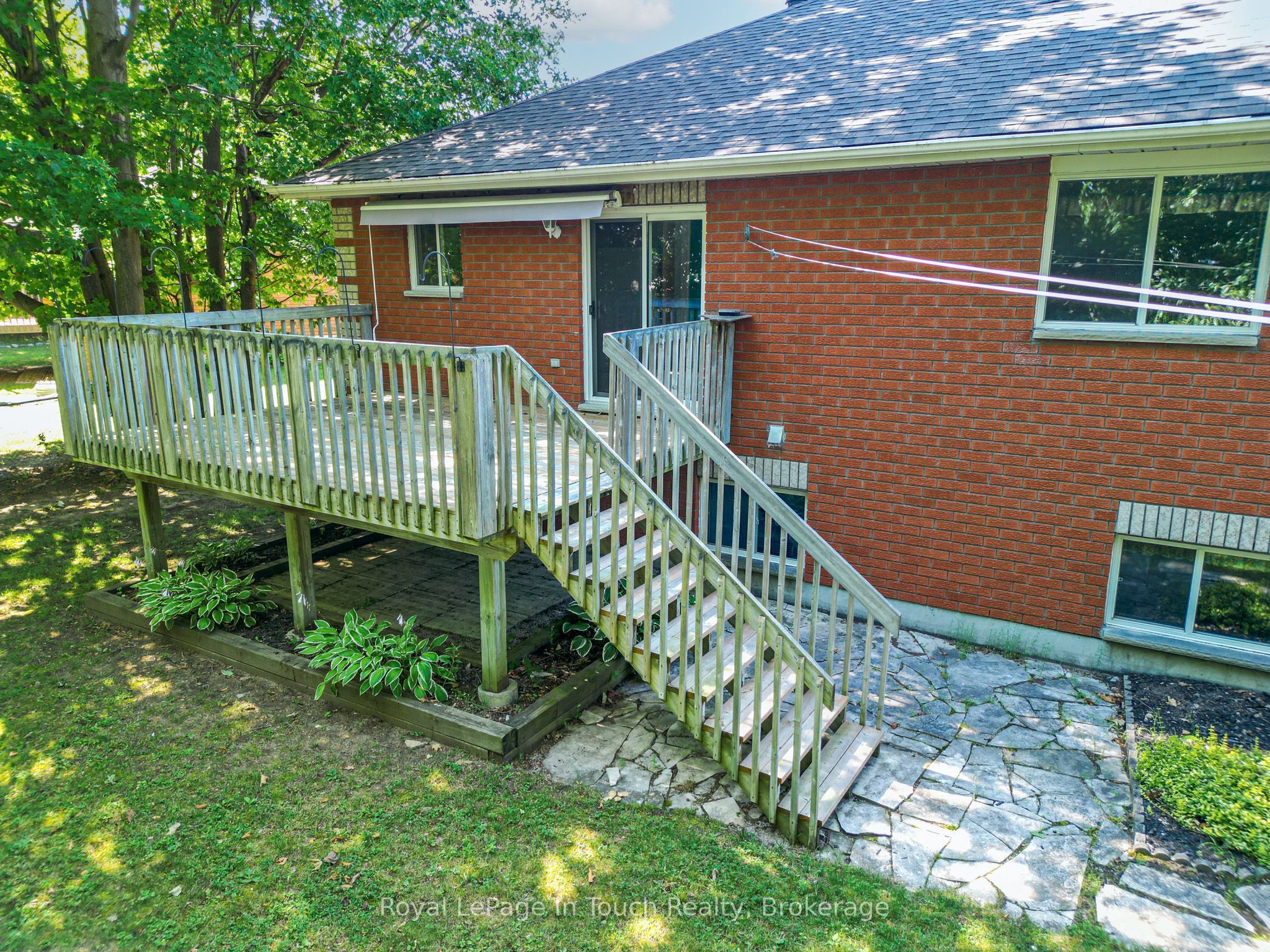 30 Charles Street, Penetanguishene, ON L9M 2G7 photo 5