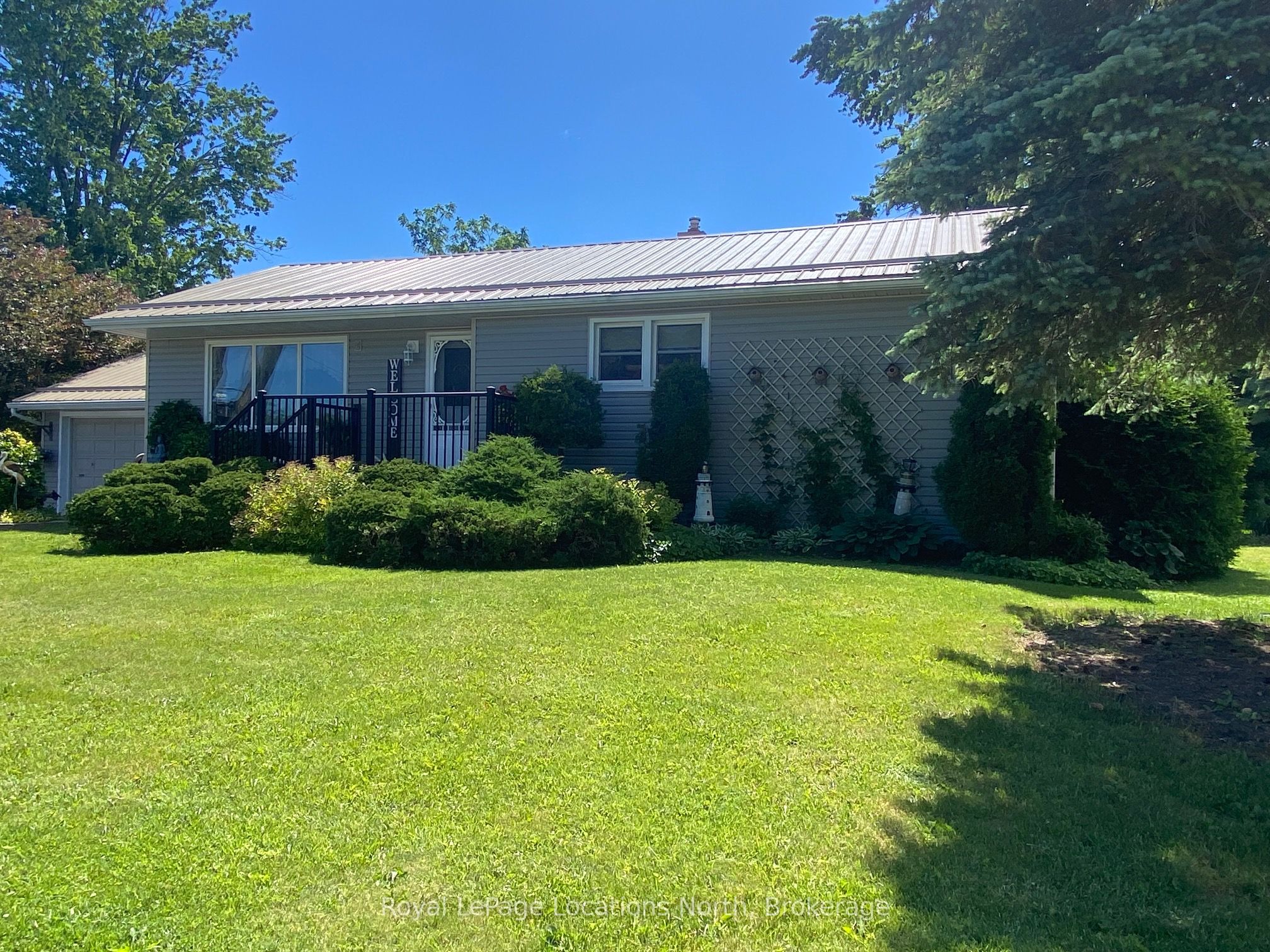 227 Superior Street, Clearview, ON L0M 1S0