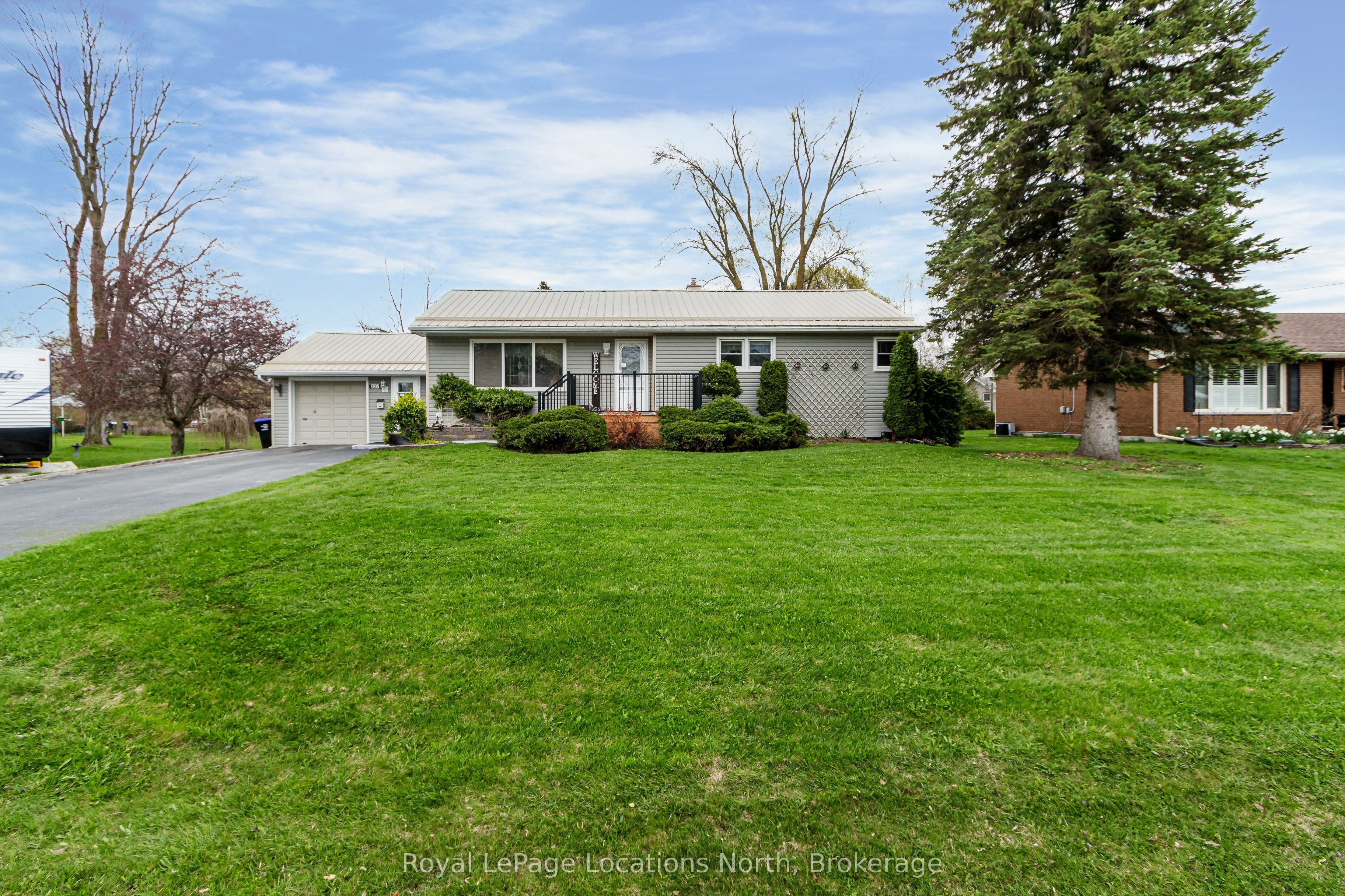 227 Superior Street, Clearview, ON L0M 1S0 photo 5