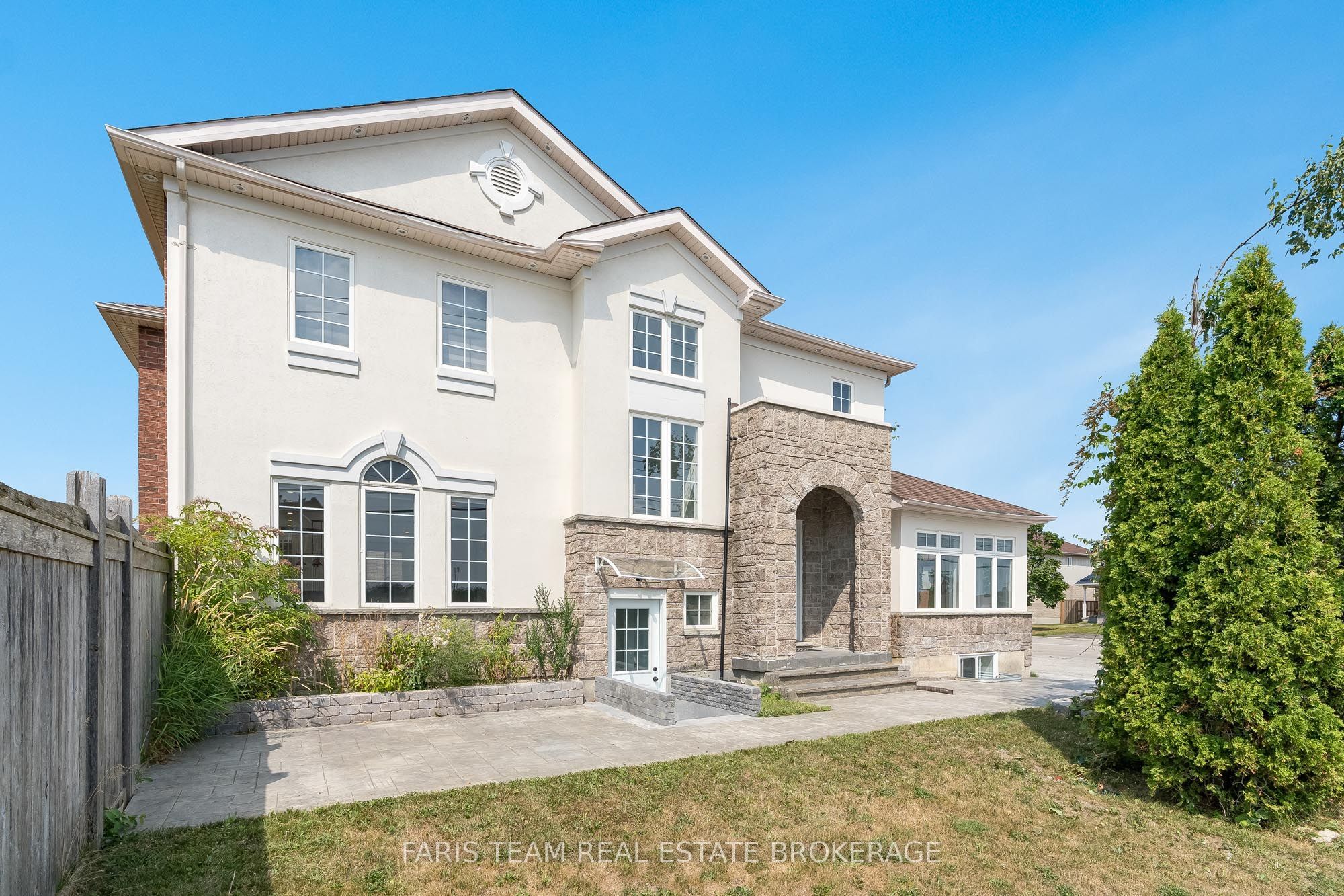2 Vanessa Drive, Orillia, ON L3V 7Y8 photo 2